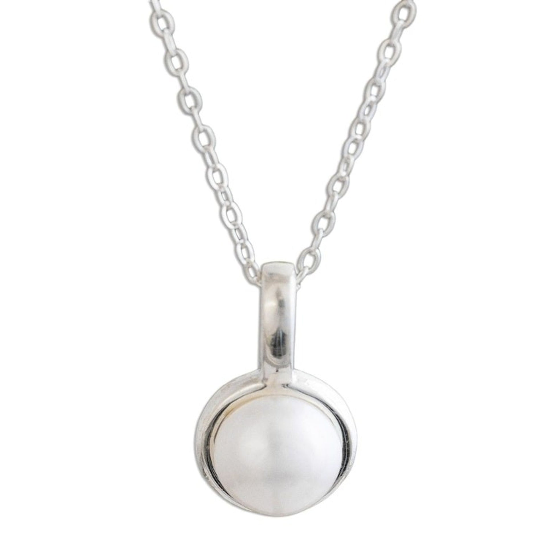 Handcrafted Andean Silver Cultured Pearl Necklace 'Luminous Allure'