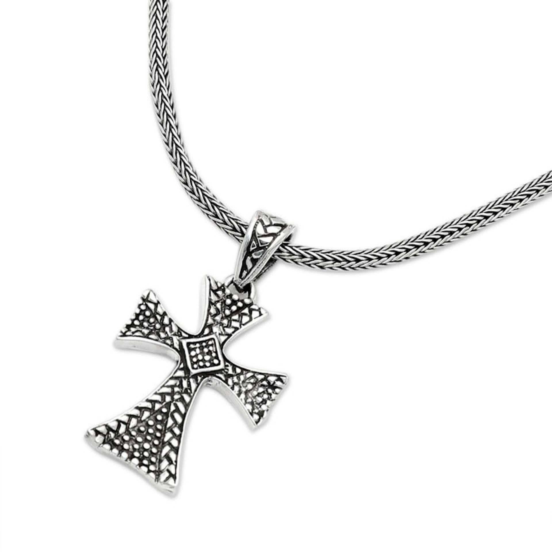 Silver Maltese Cross Necklace 'Christianity'