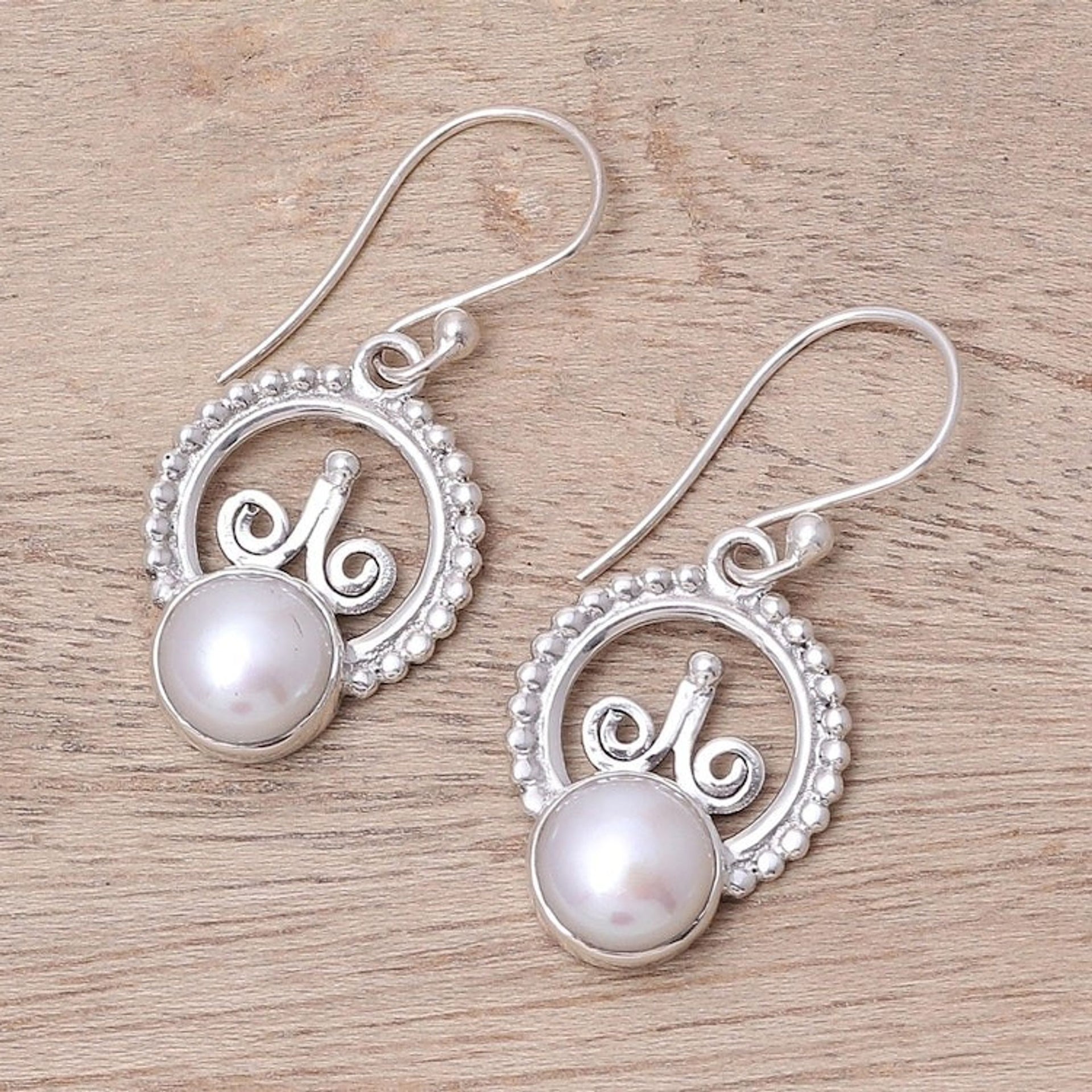 Cultured Freshwater Pearl Sterling Silver Dangle Earrings 'Crowned Pearl'