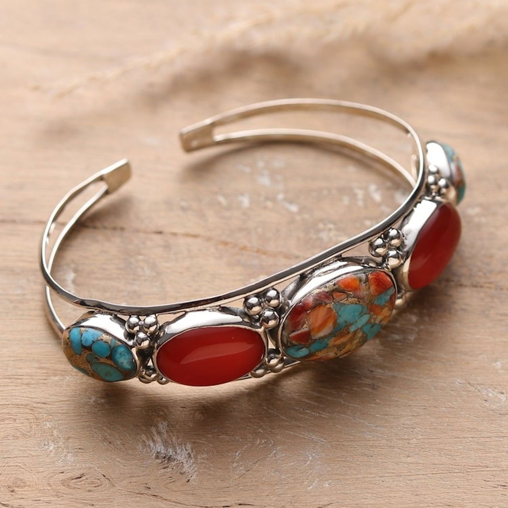 Reconstituted Turquoise Carnelian Silver Cuff Bracelet 'Lively Allure'