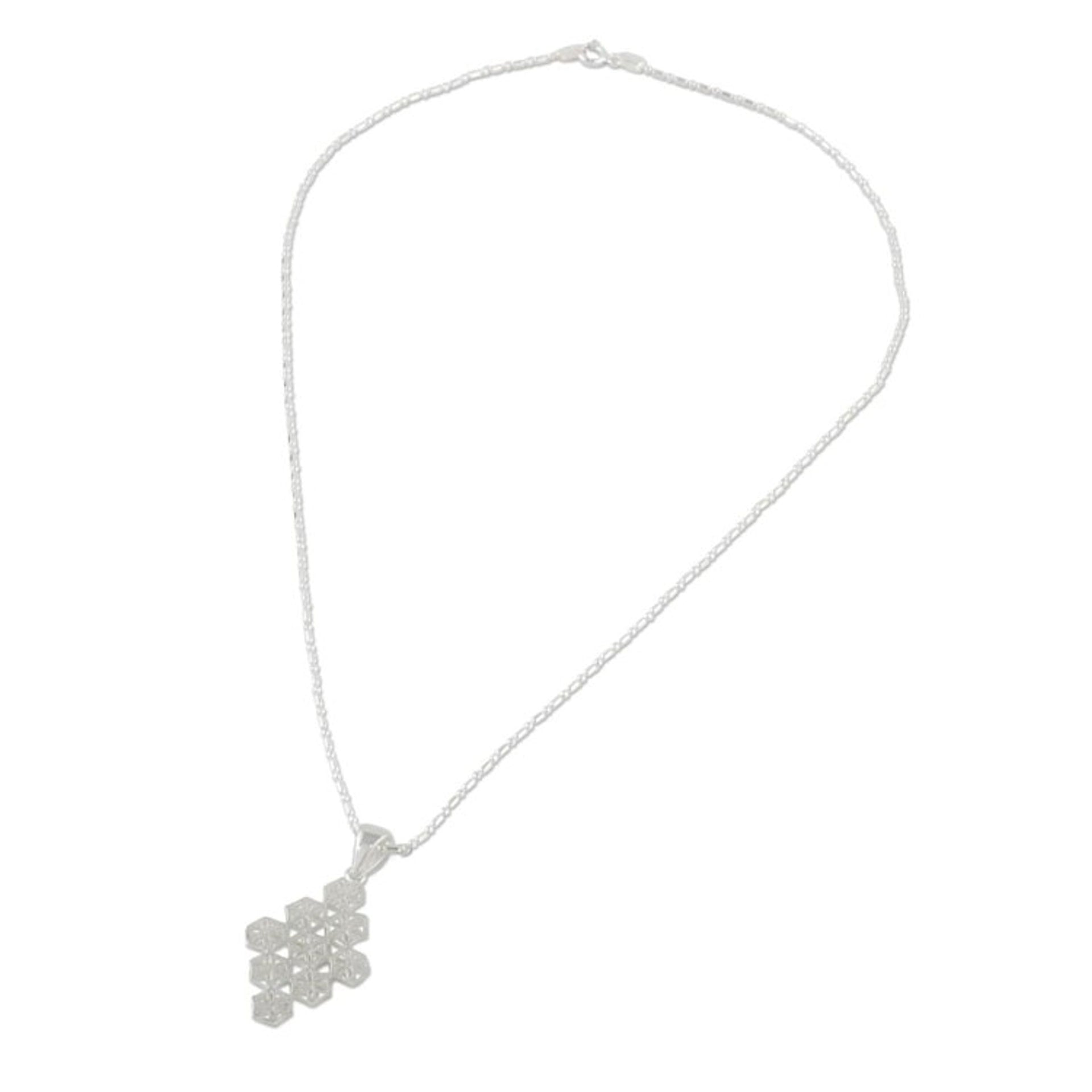 Sterling Silver Snowflake Pendant Necklace from Thailand 'Dazzling Snowflakes'