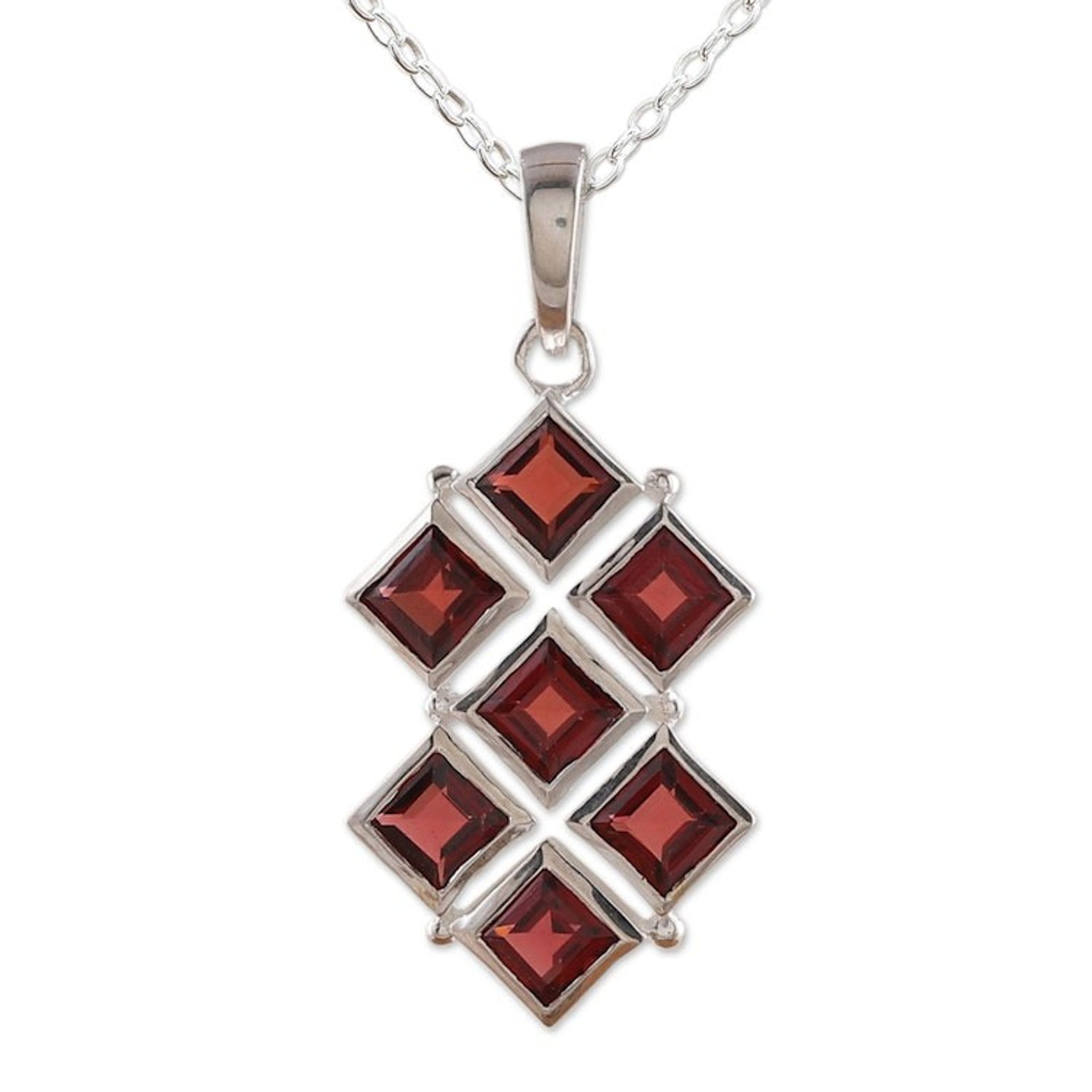 High-Polished Natural Two-Carat Garnet Pendant Necklace 'Crimson Energy'