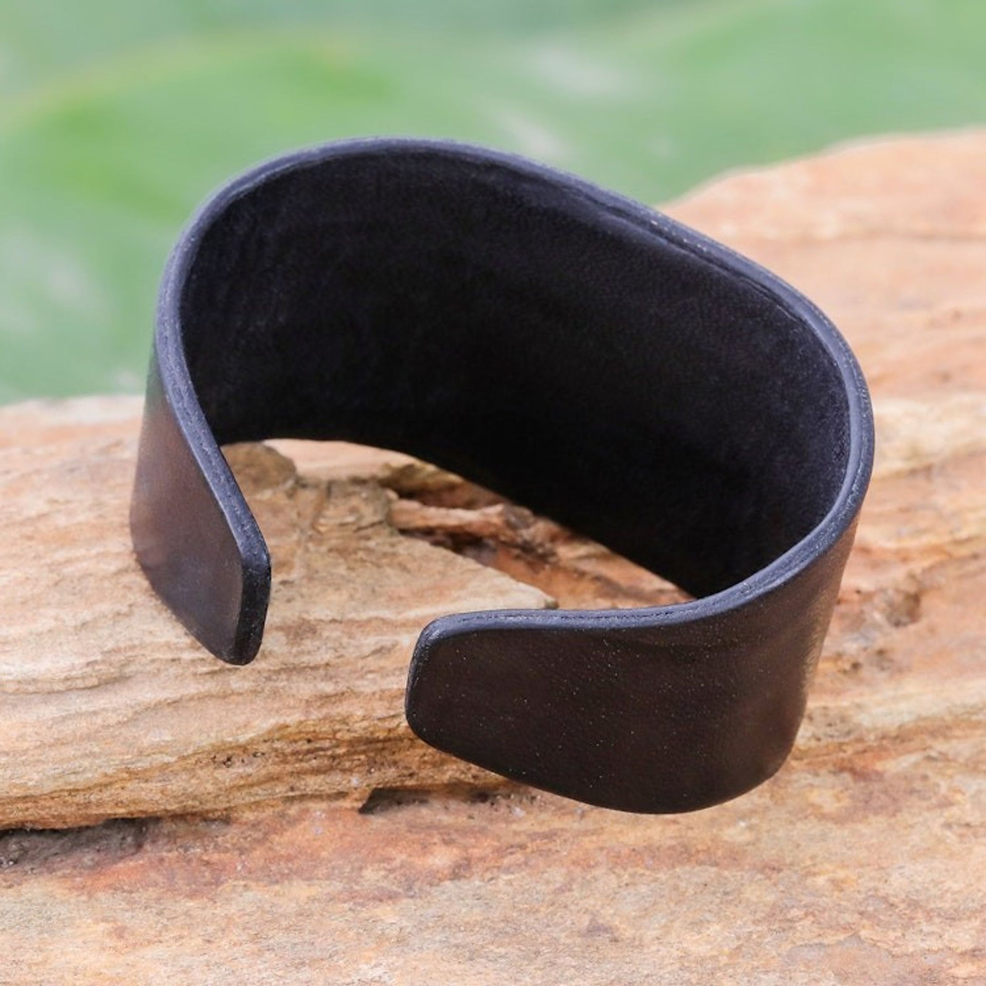 Diamond Pattern Leather and Brass Cuff Bracelet 'Diamond Pagoda'