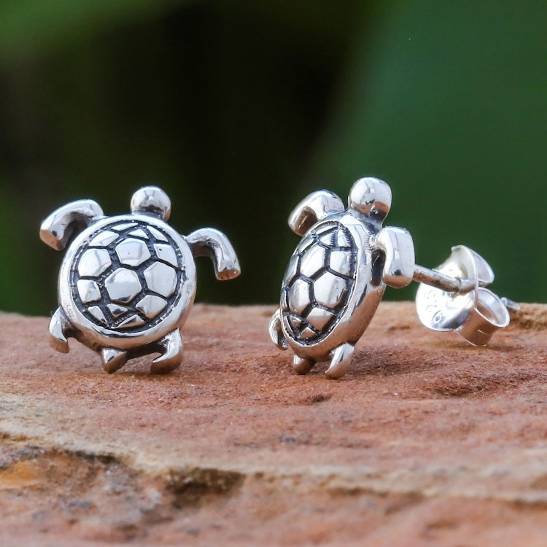Thai Artisan Handcrafted Sterling Silver Turtle Earrings 'Tiny Turtles'