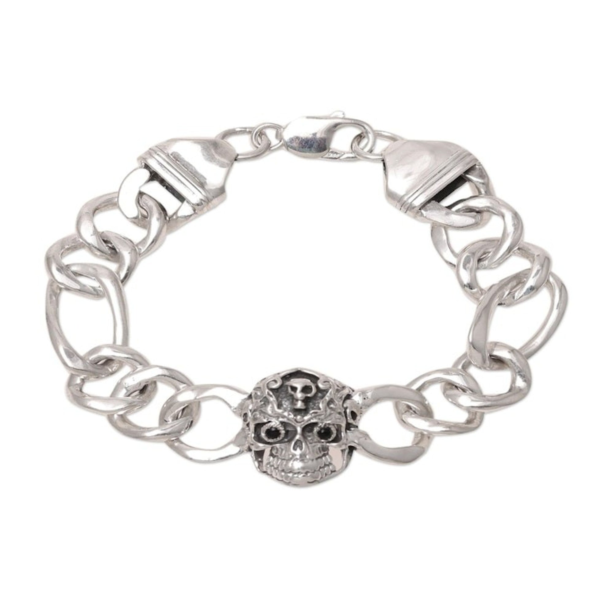 Men's Onyx Skull Pendant Bracelet from India 'Macabre Style'