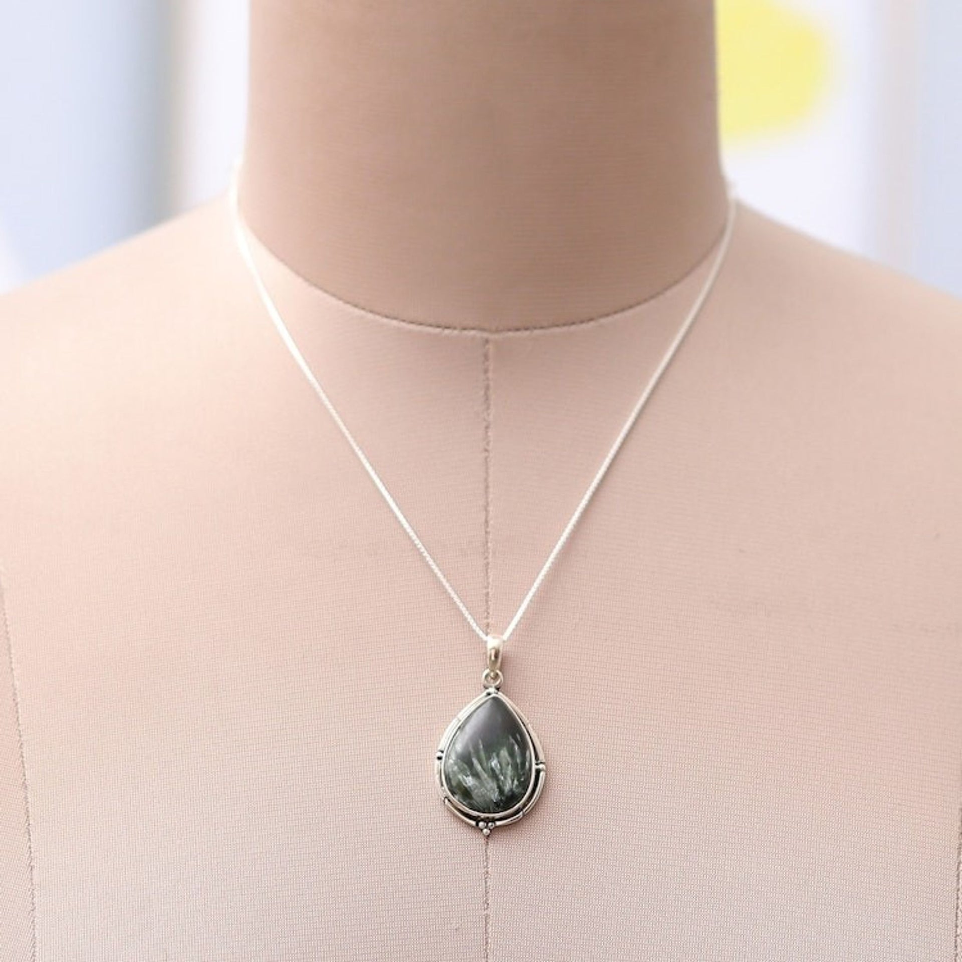 Drop-Shaped Natural Seraphinite Cabochon Pendant Necklace 'Vitality Drop'