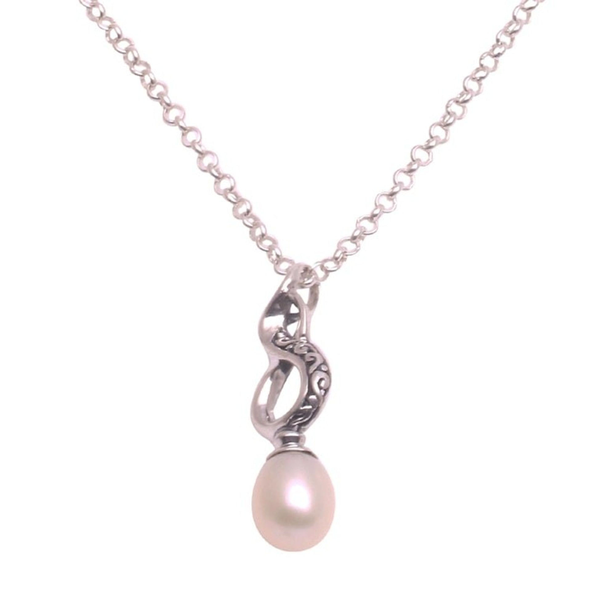 Infinity Symbol Cultured Pearl Necklace from Bali 'Infinity Glow'
