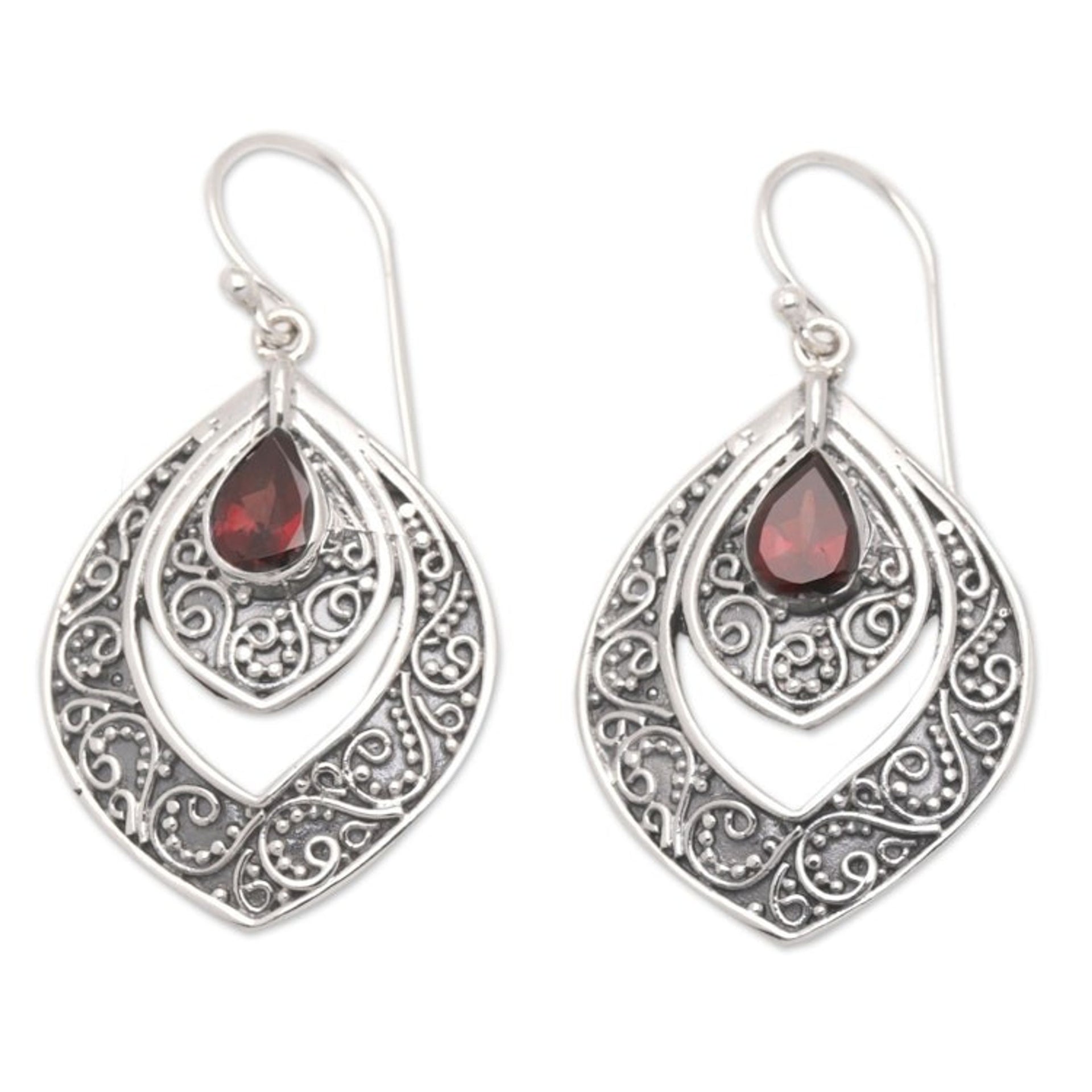 Sterling Silver Fashion Dangle Earrings with Garnet Stone 'Party Queen in Red'