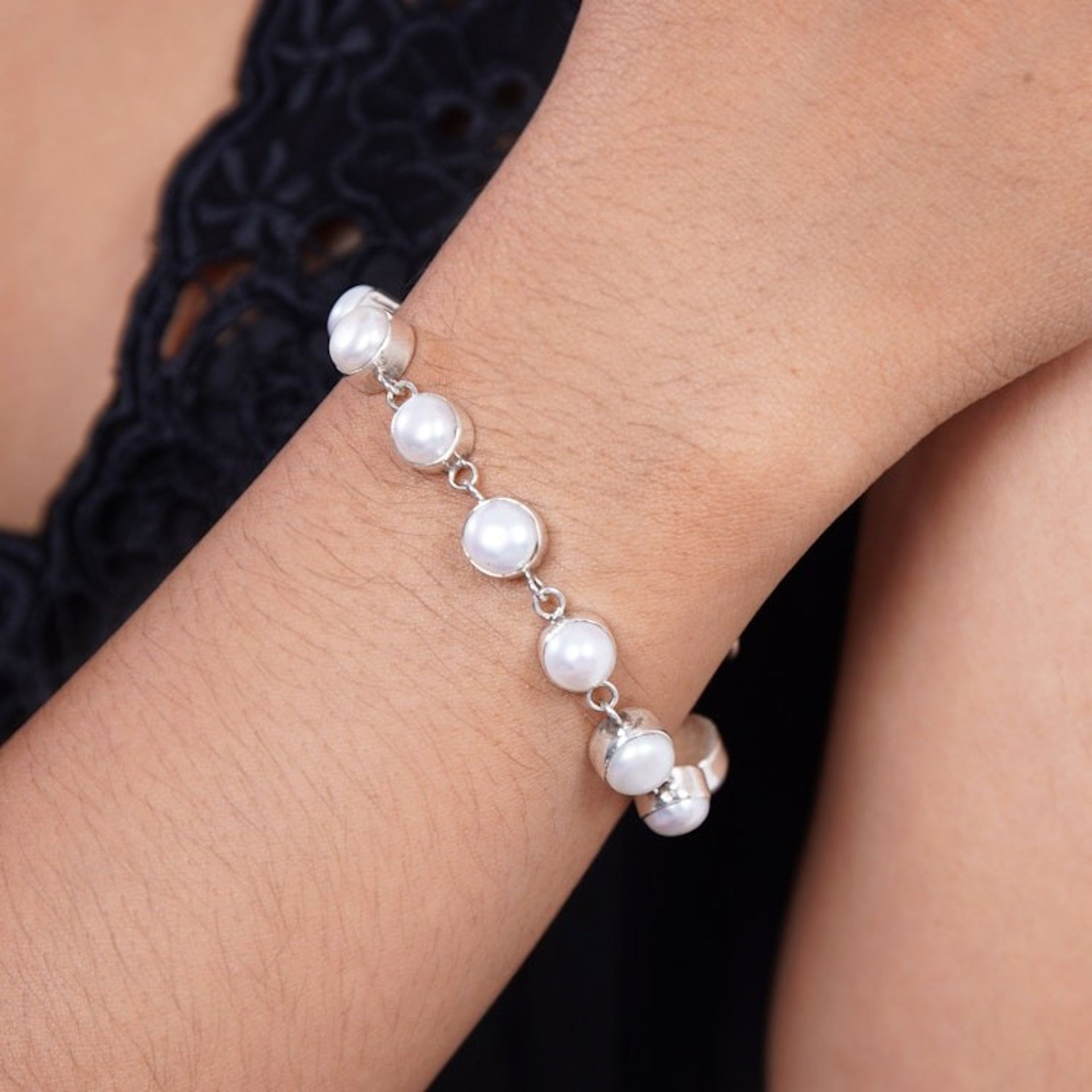 Pearl Sterling Silver Link Bracelet 'Sterling Contrasts'