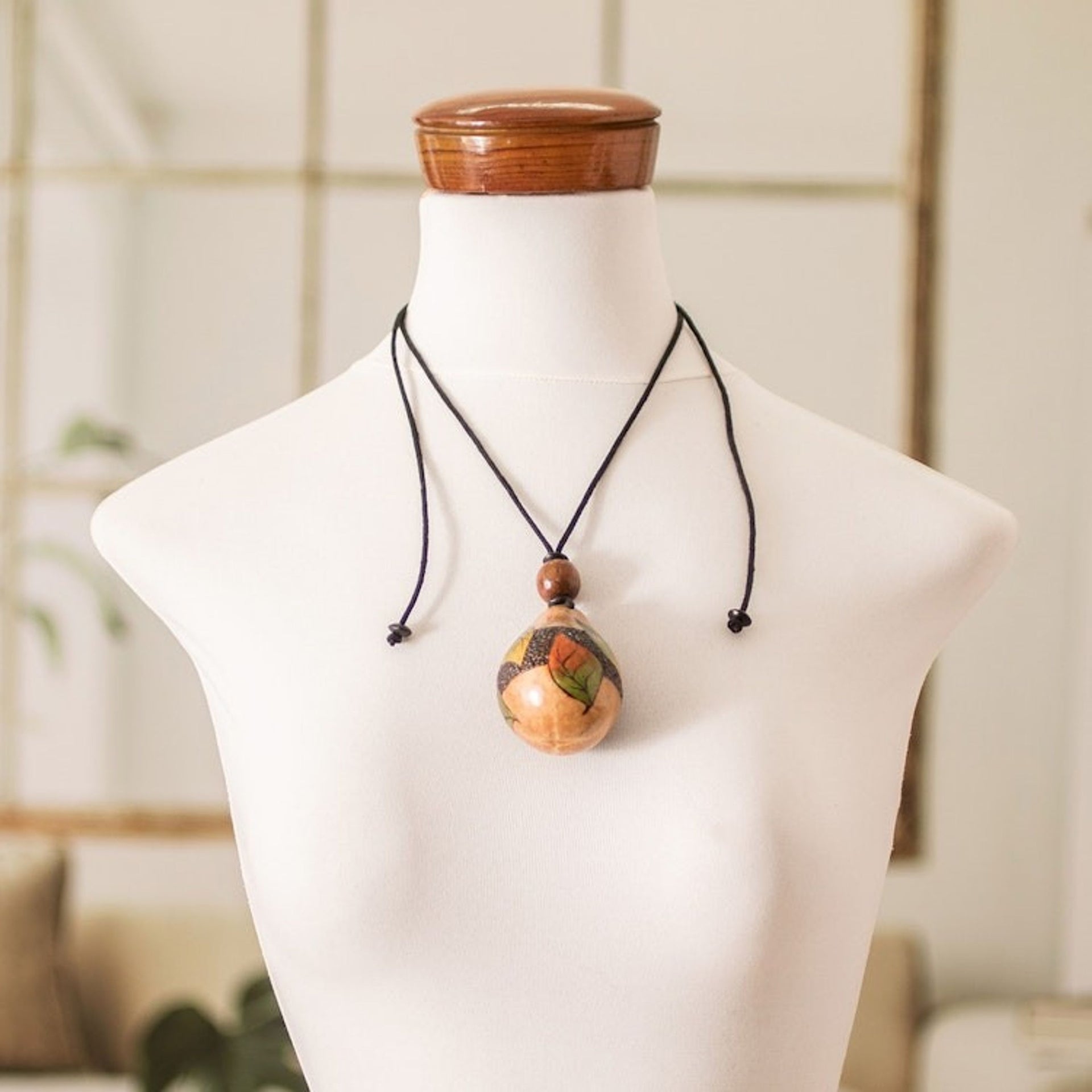 Leaf-Themed Handcrafted Calabash Gourd Pendant Necklace 'Leafy Scenes'