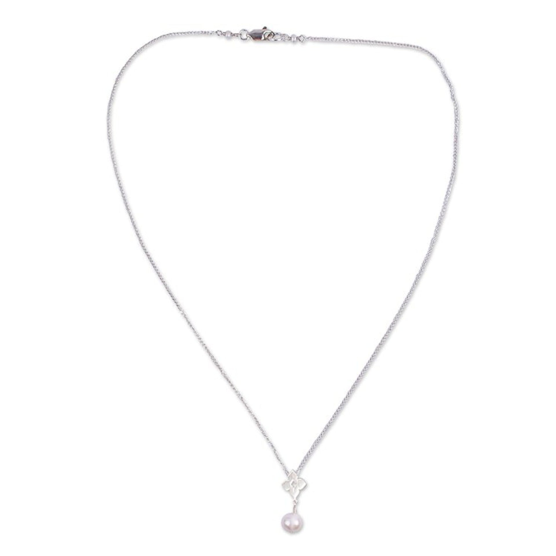 Cultured Pearl Pointed Flower Pendant Necklace from Mexico 'Moroccan Flower'