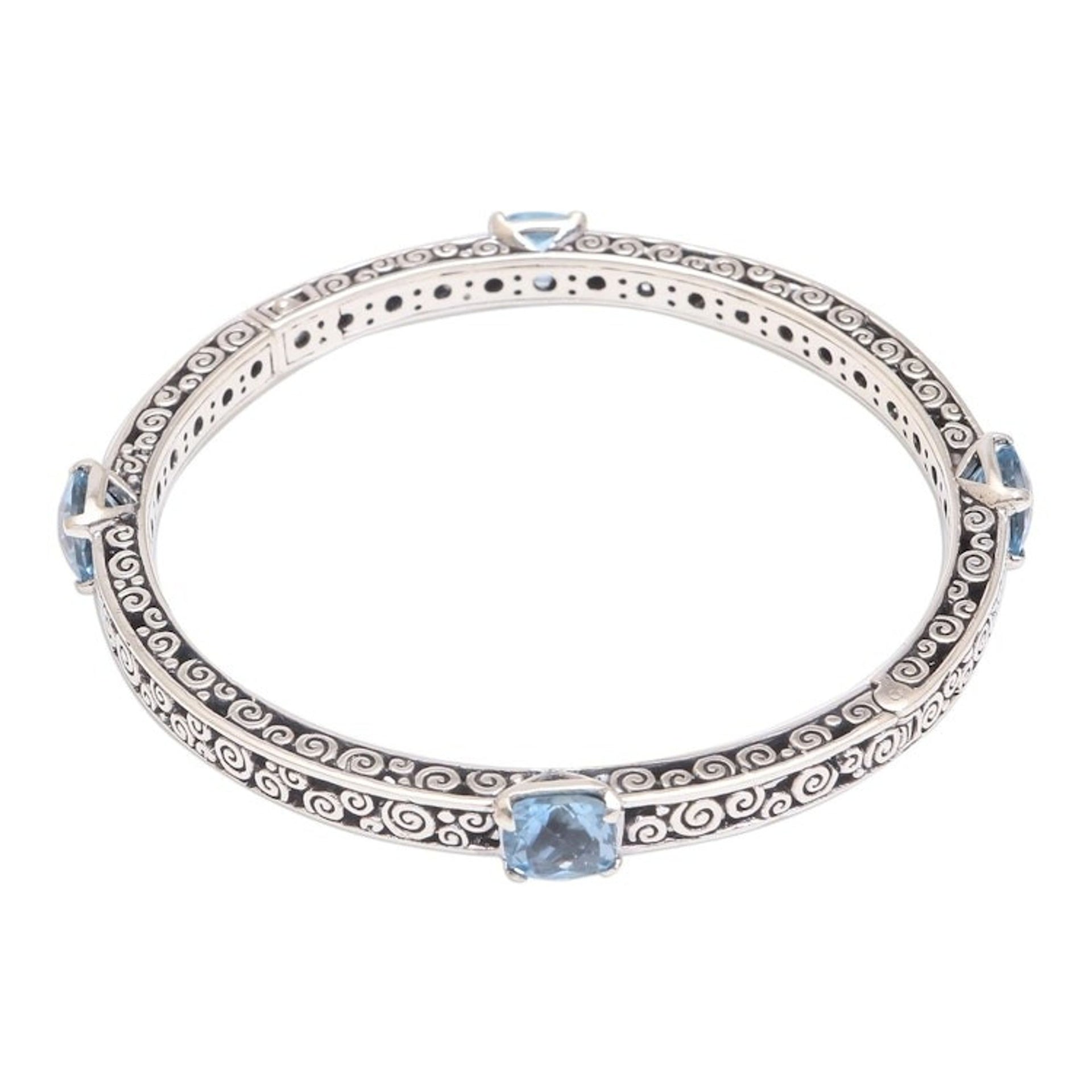 10-Carat Blue Topaz Bangle Bracelet from Bali 'Bejeweled'