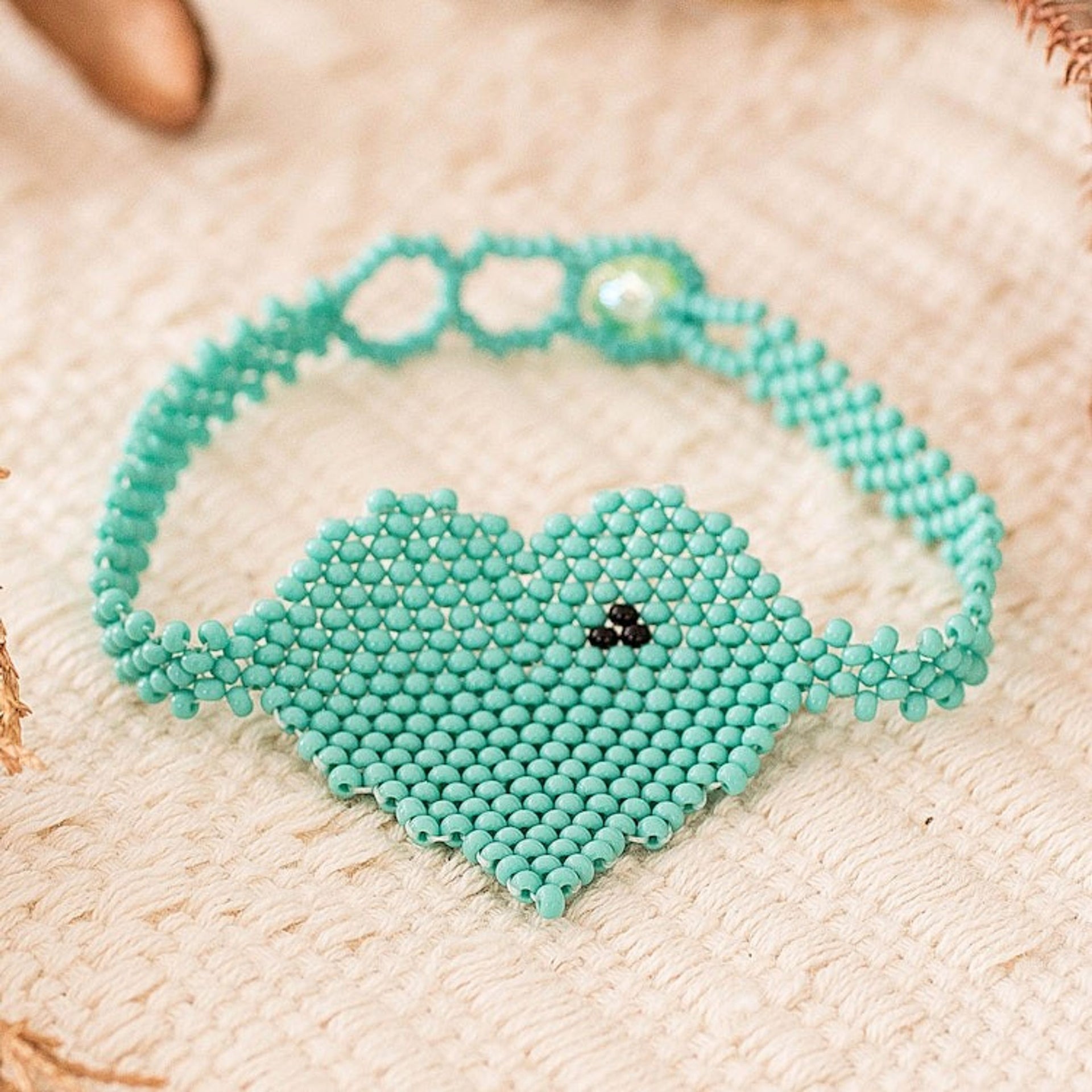 Handcrafted Beaded Heart-Themed Pendant Bracelet in Aqua 'Aqua Love Inspiration'