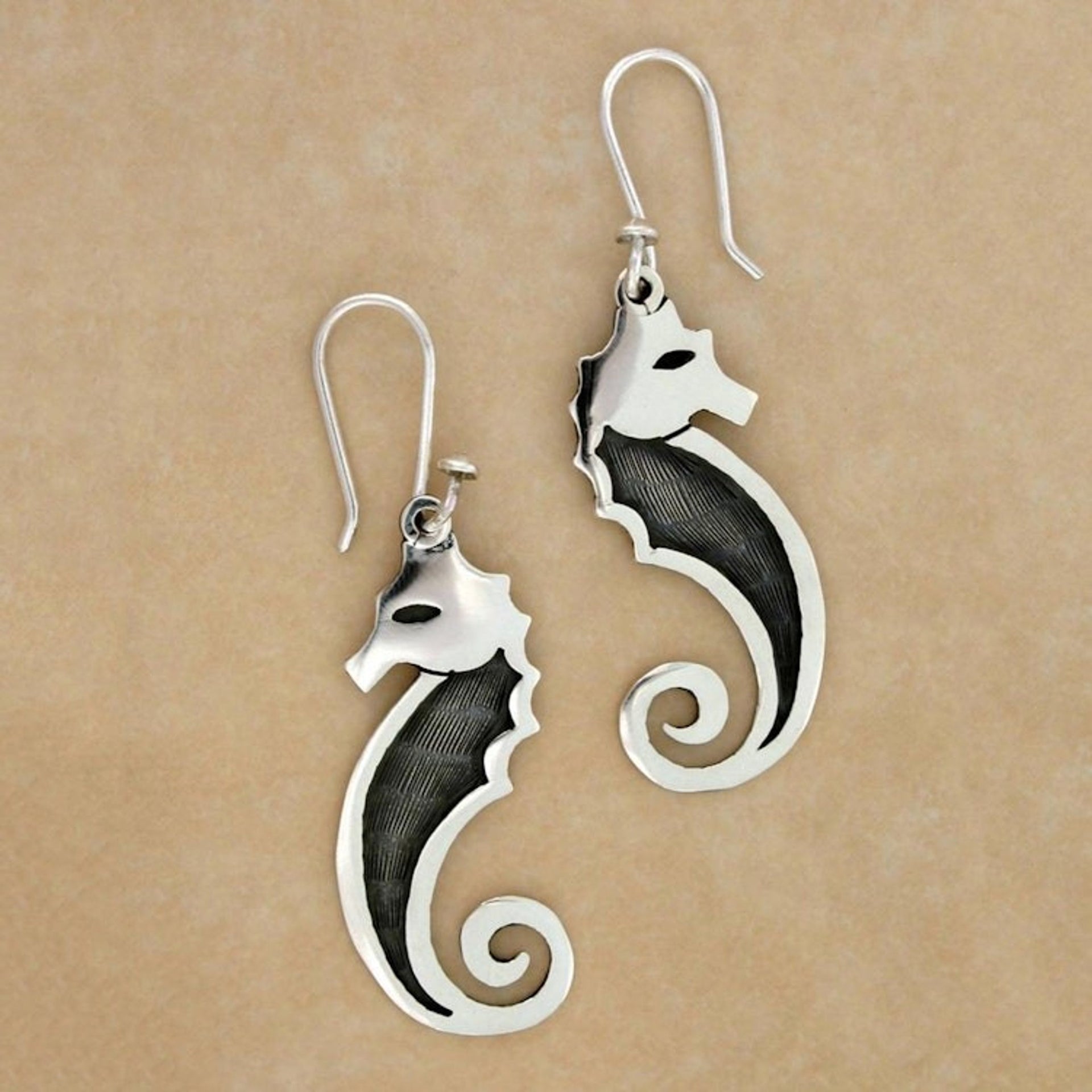 Sterling silver dangle earrings 'Seahorse'