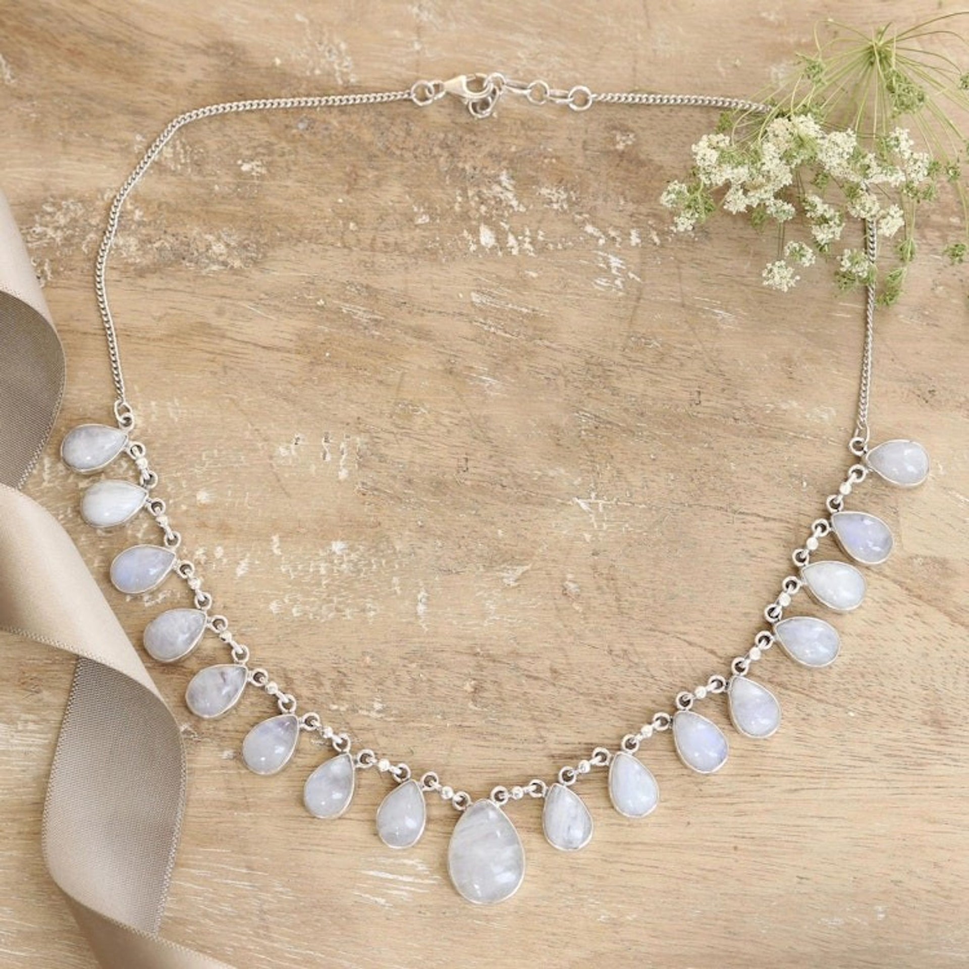 Hand Made Moonstone Jewelry Sterling Silver Necklace 'Luminous Light'
