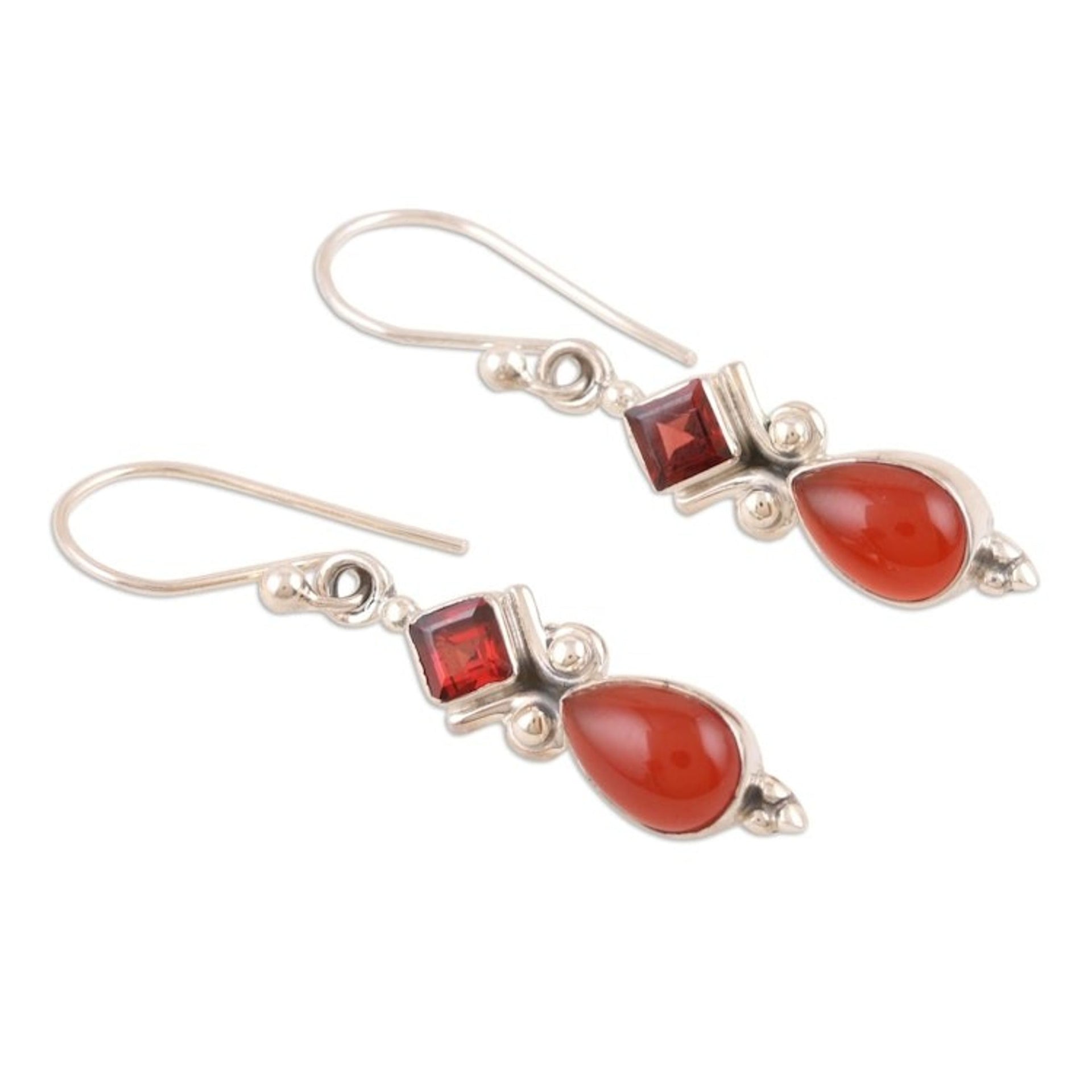 Indian Garnet and Carnelian Dangle Earrings 'Dancing Red Gems'