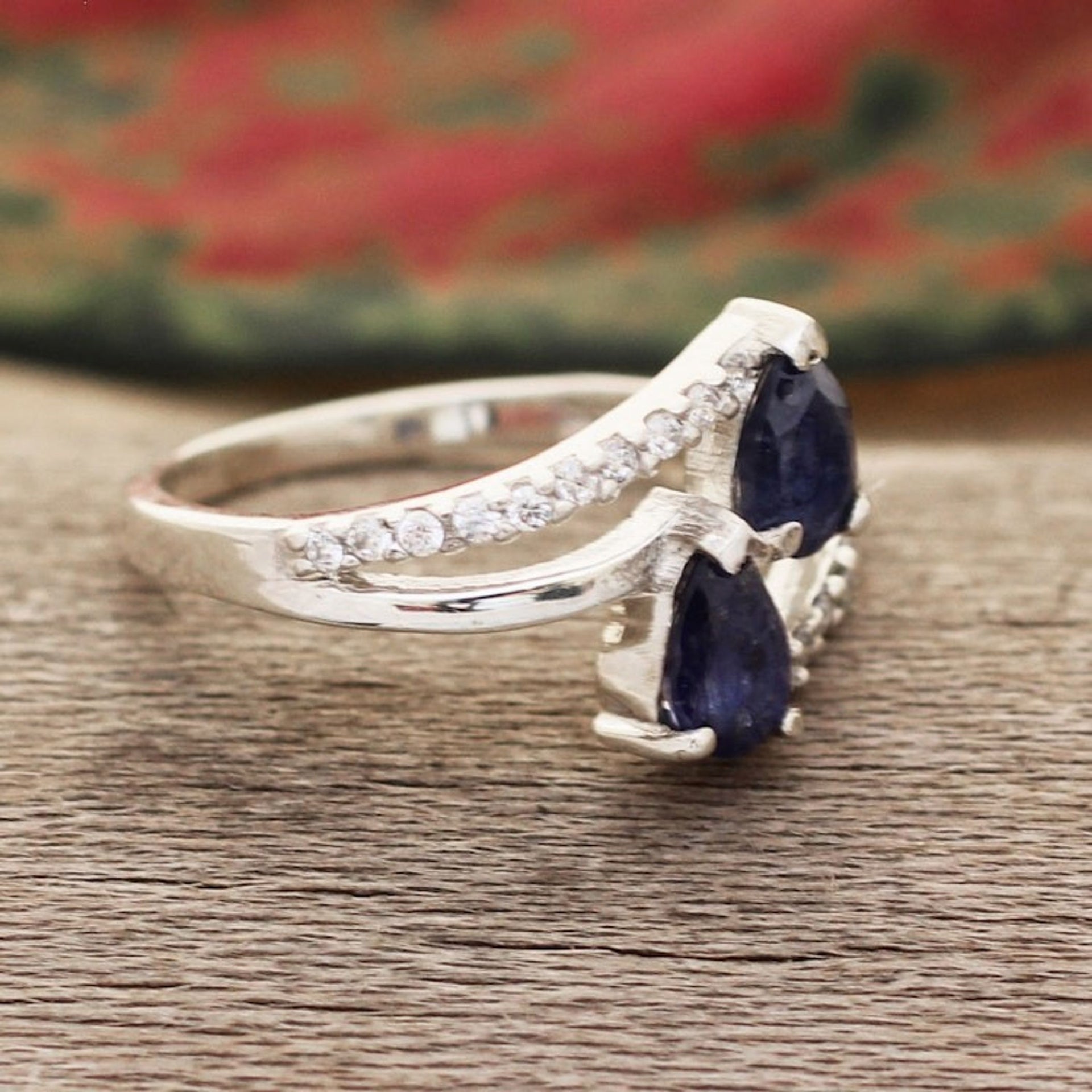 Cubic Zirconia Cocktail Ring with Faceted Sapphire Jewels 'Wise Splendor'