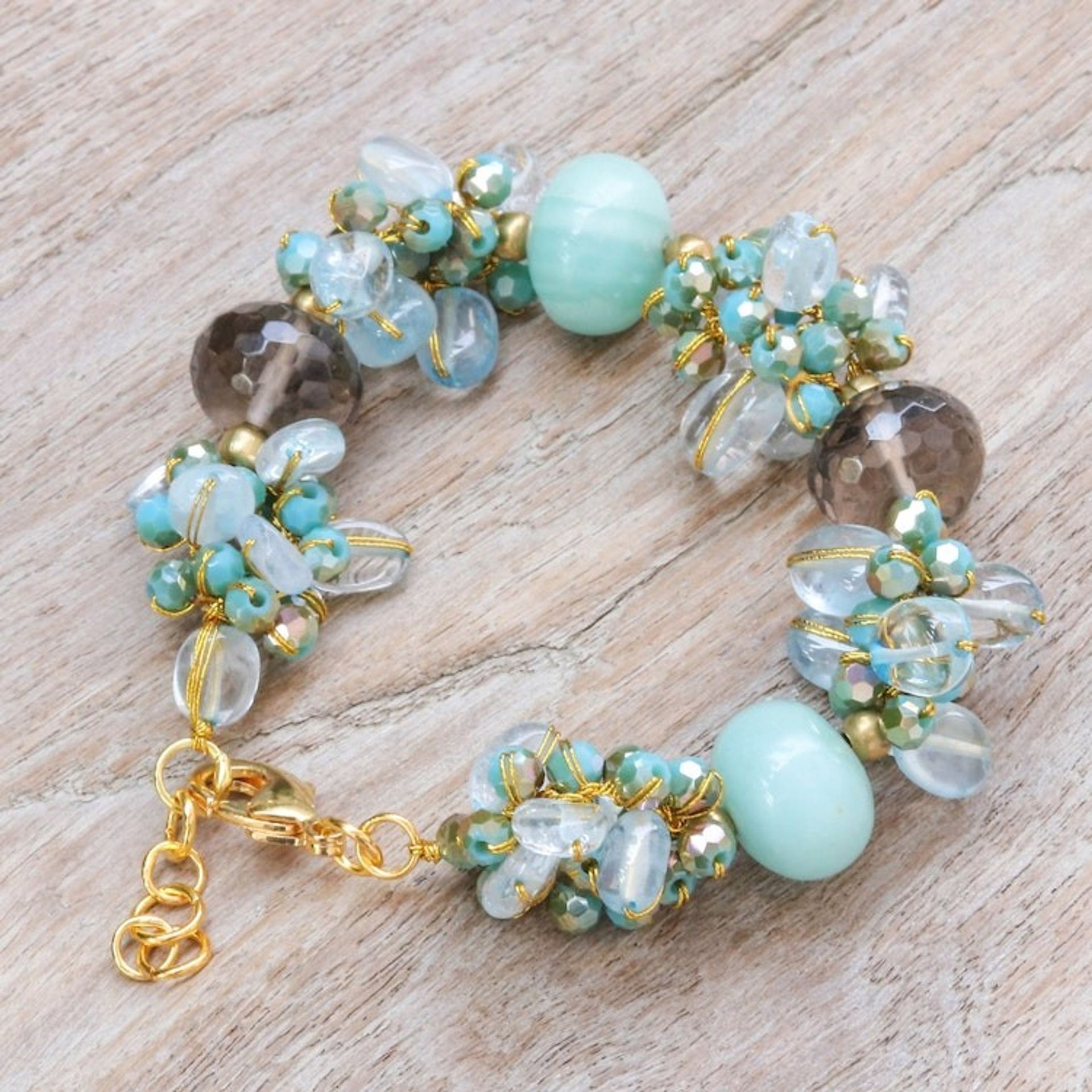 18k Gold-Accented Blue Agate and Quartz Beaded Bracelet 'Blue Spell'