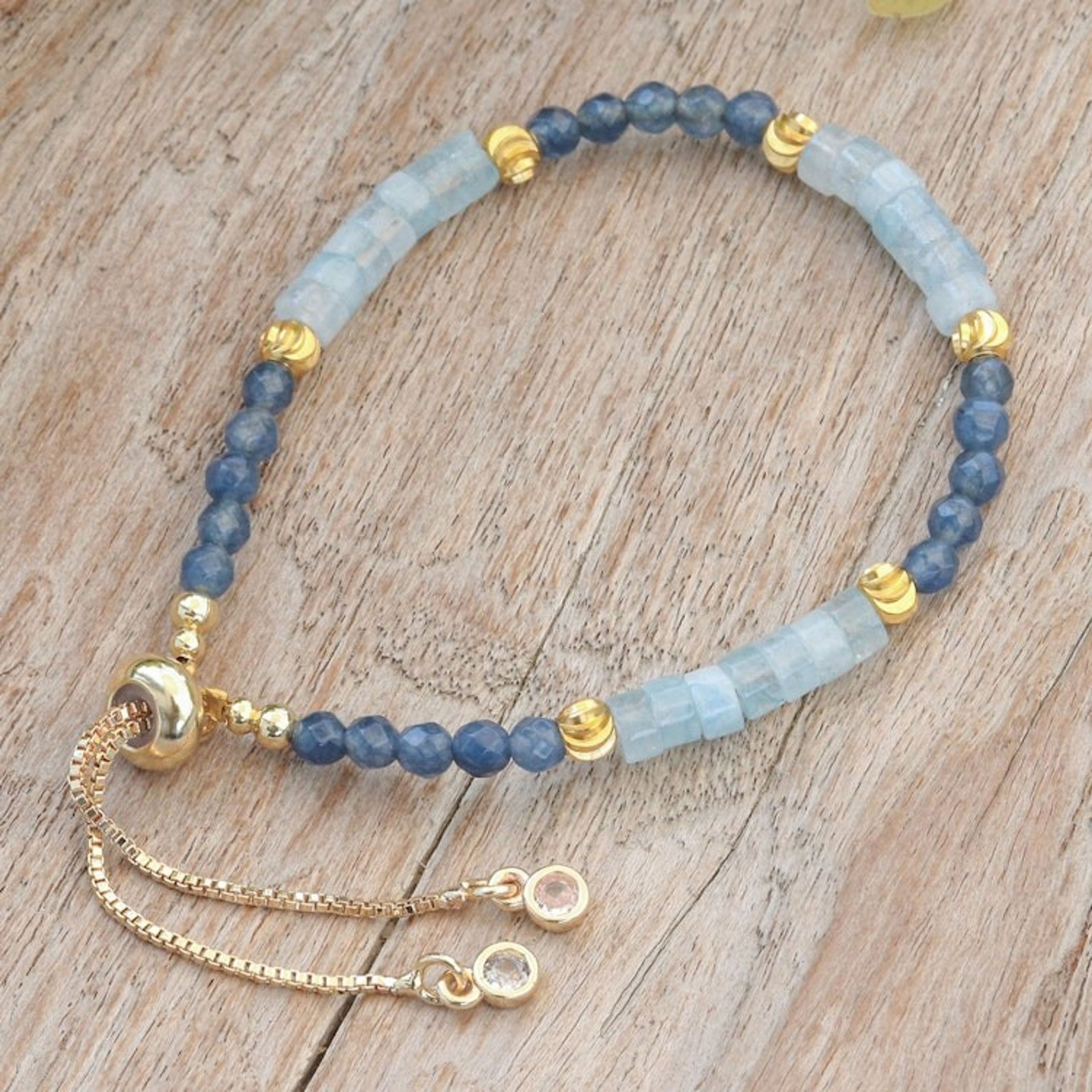Quartz Beaded Adjustable Wristband Bracelet from Thailand 'Lasting Impression'