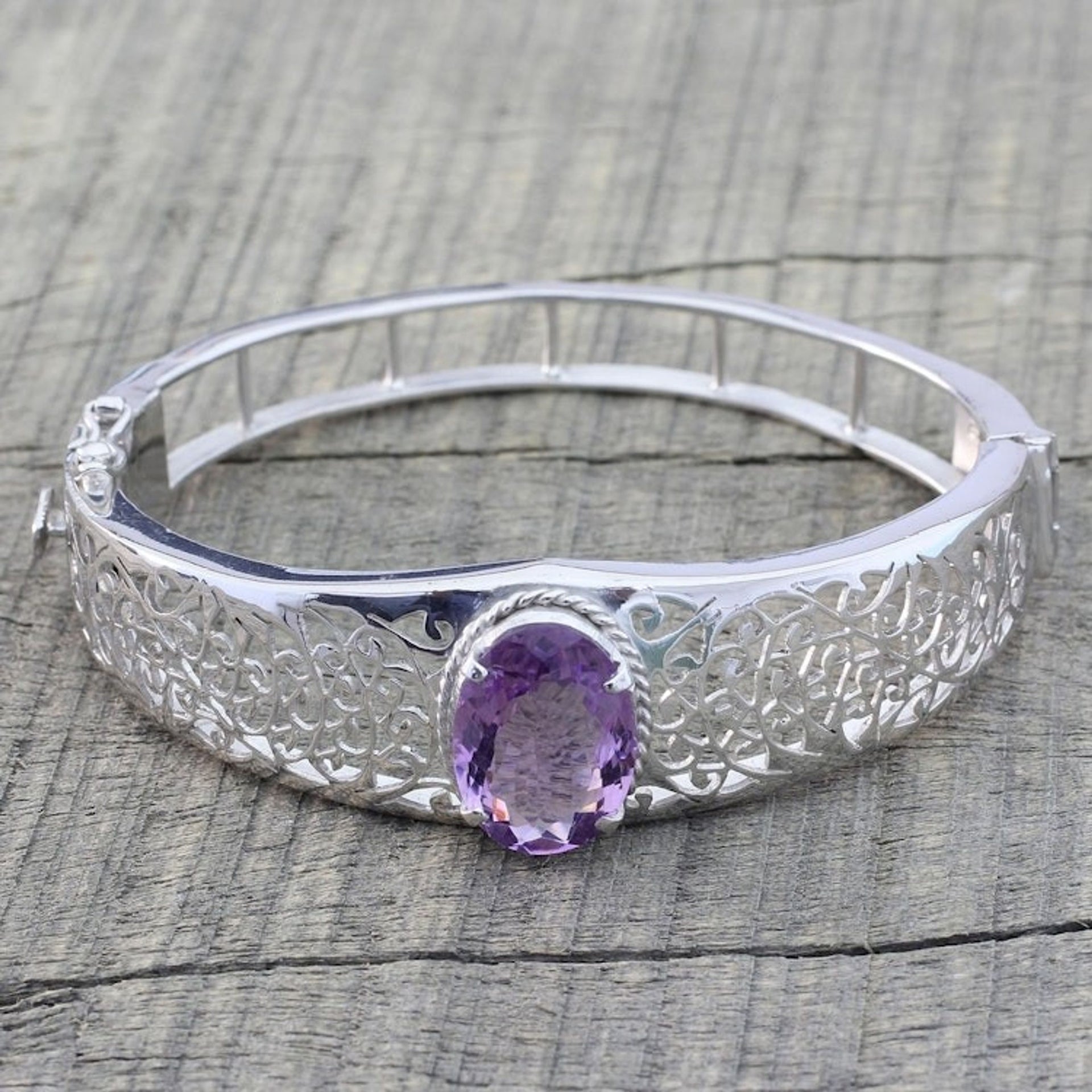 Amethyst wristband bracelet 'Royal Orchid'