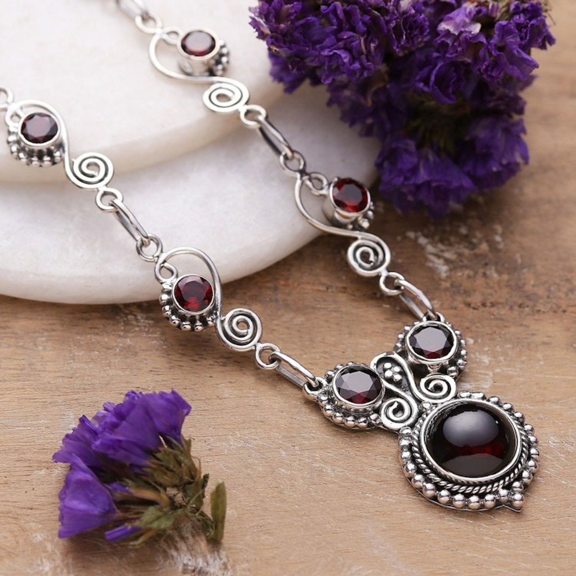 Traditional 4-Carat Natural Garnet Pendant Necklace 'Passionate Magic'