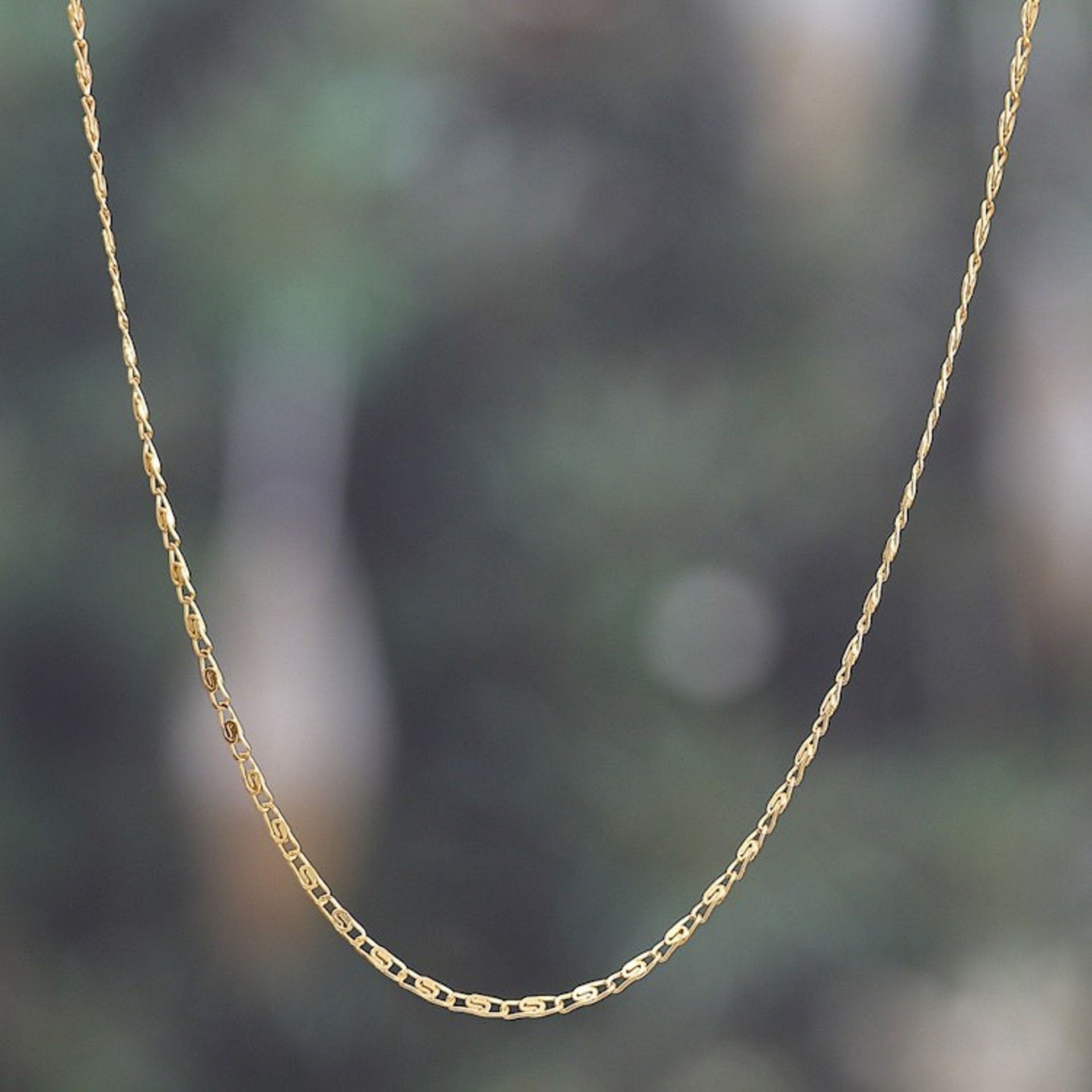 22k Gold-Plated Snail Chain Necklace in a High Polish Finish 'Snail Caprice'