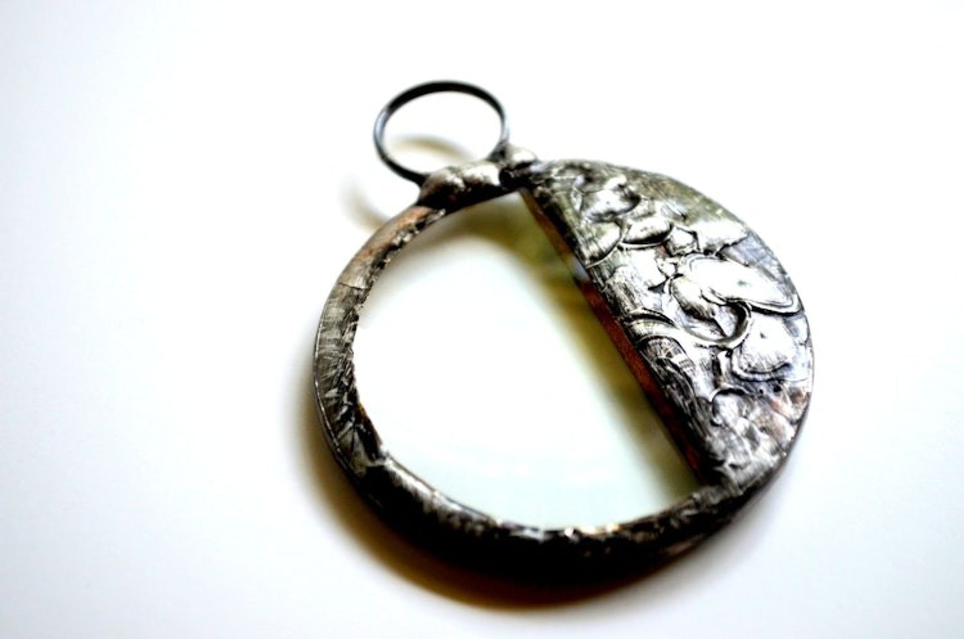 Handmade Magnifying Glass Necklace for Women, Glass Monocle, Practical Gift for Reader or Elderly