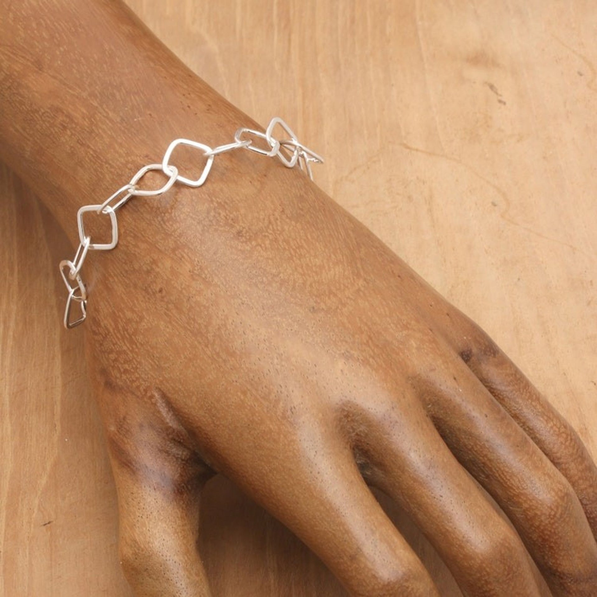 High Polished Square-Shaped Sterling Silver Link Bracelet 'Square Promise'