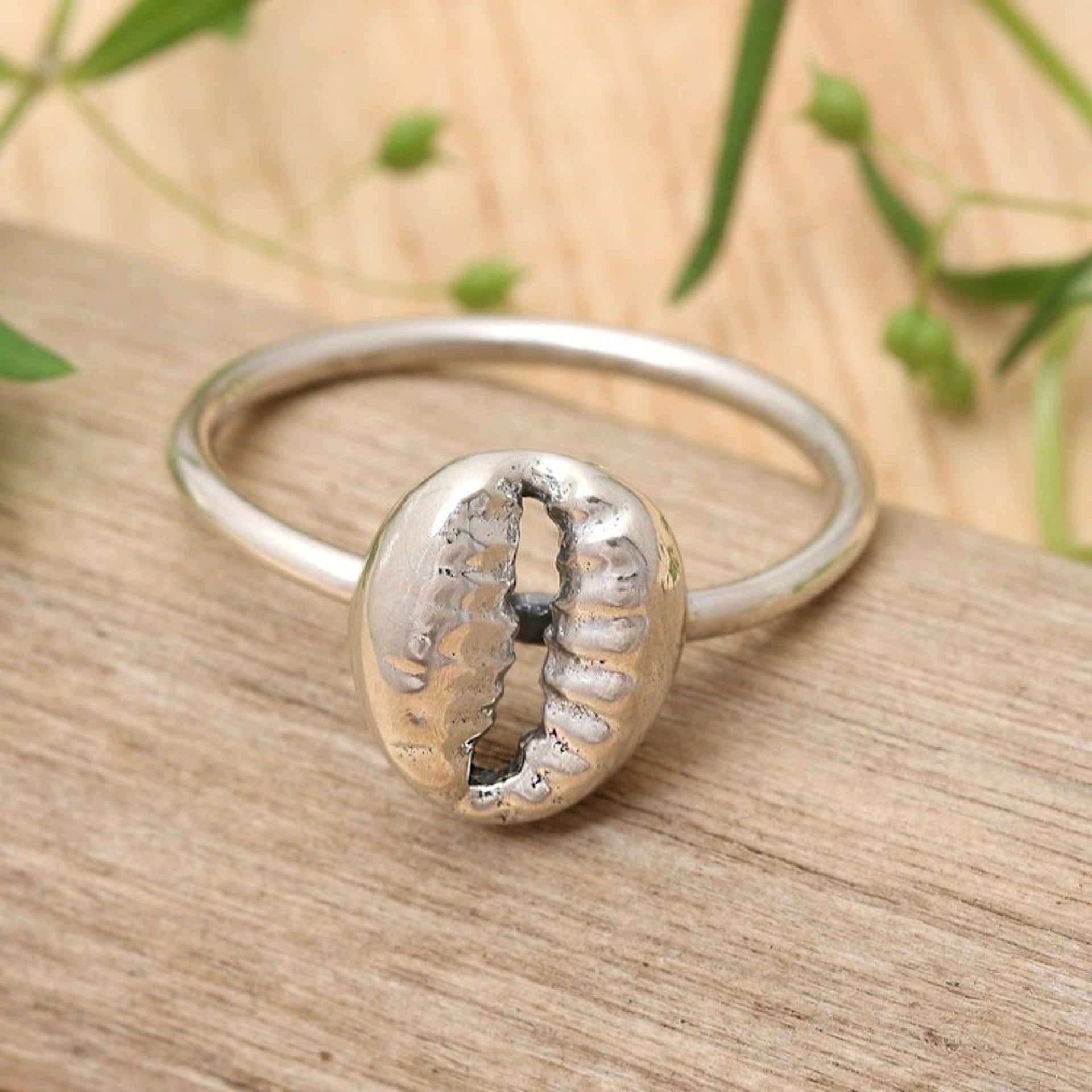 Sterling Silver Inspirational Coffee Bean Cocktail Ring 'Luminous Grain'