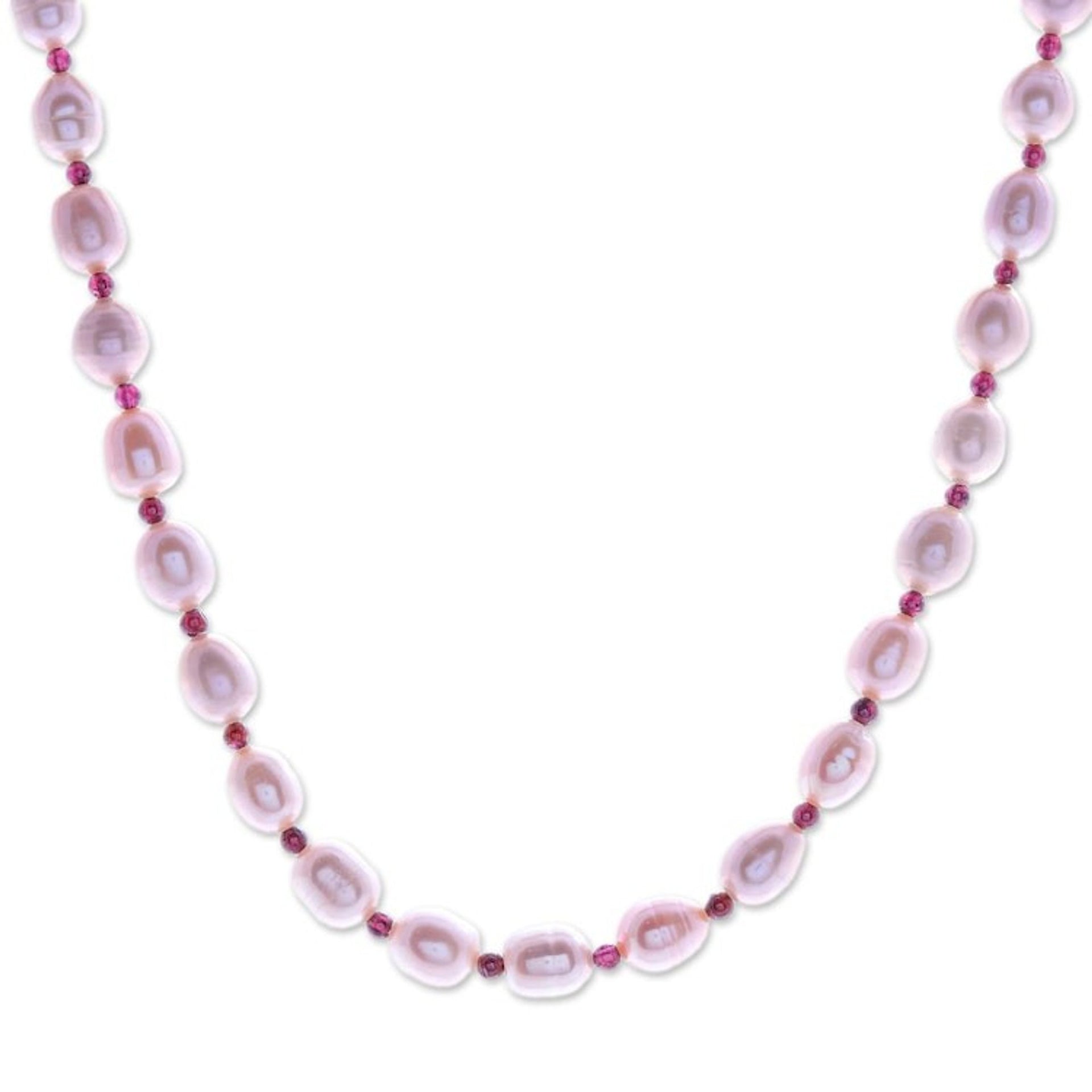 Pearl and garnet strand necklace 'Sea of Love'