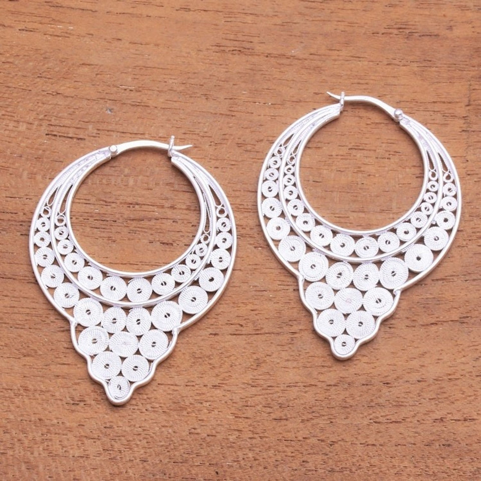 Circle Pattern Sterling Silver Filigree Hoop Earrings 'Circular Arrangement'
