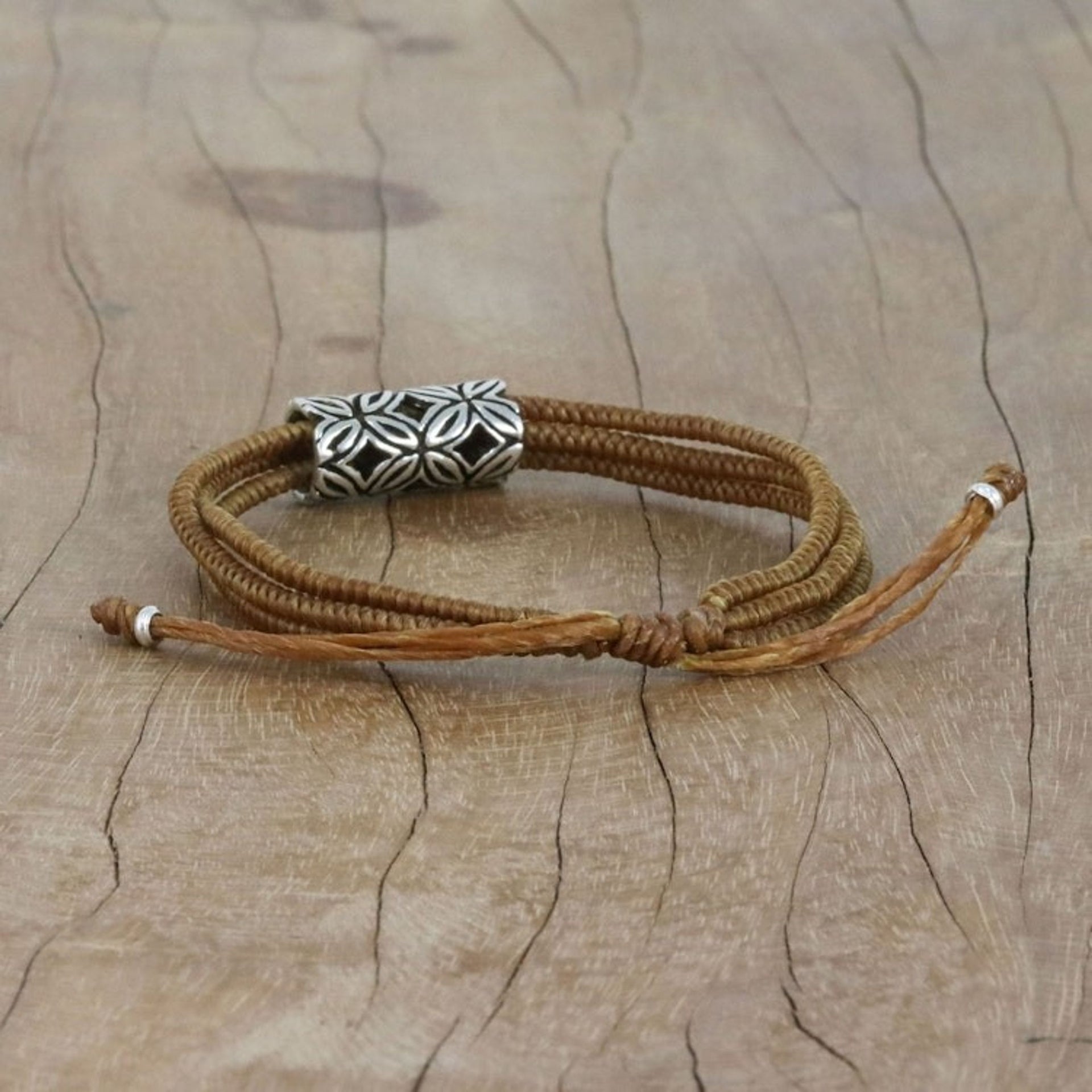 Karen Silver Pendant Bracelet in Cinnamon from Thailand 'Karen Seeds in Cinnamon'