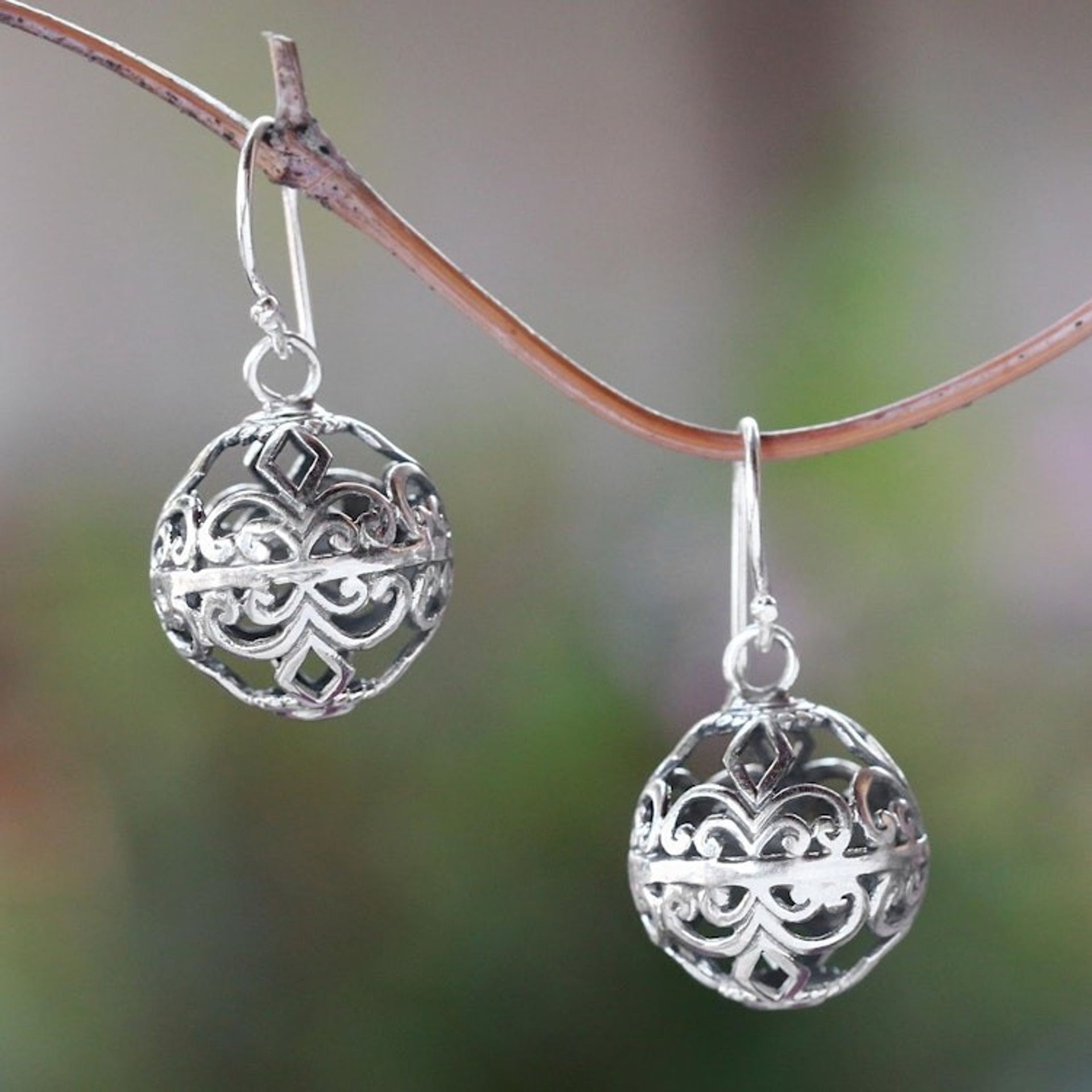 Round Openwork Pattern Sterling Silver Dangle Earrings 'Gentle Beauty'