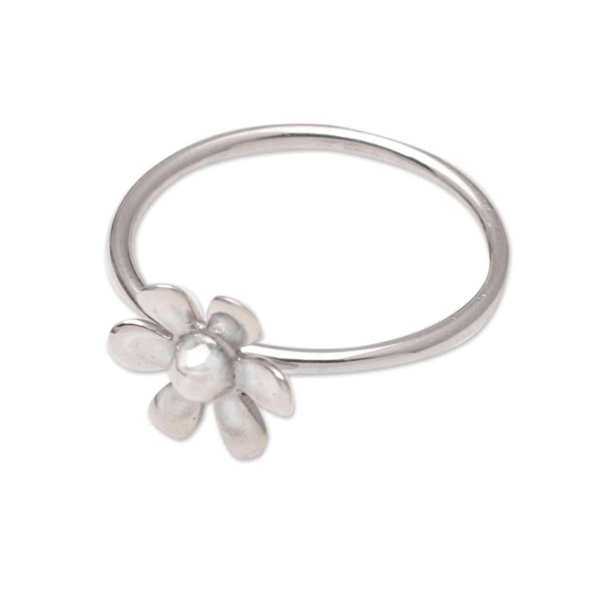 Sterling Silver Floral Cocktail Ring 'Innocent Bloom'