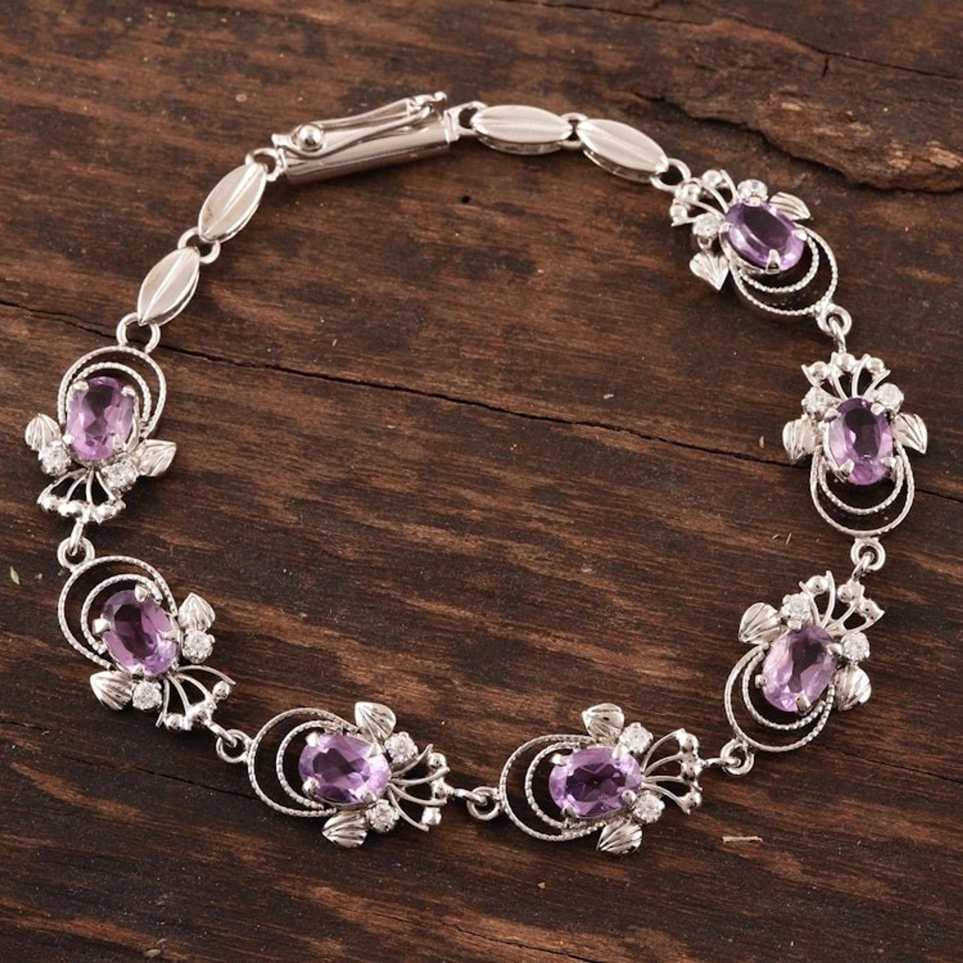 Amethyst bracelet 'Mystical Butterflies'