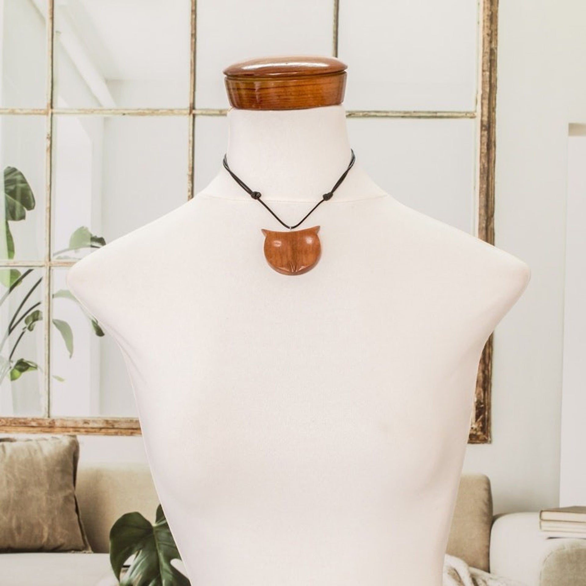 Hand-Carved Adjustable Cedarwood Owl Pendant Necklace 'Nocturnal Owl'