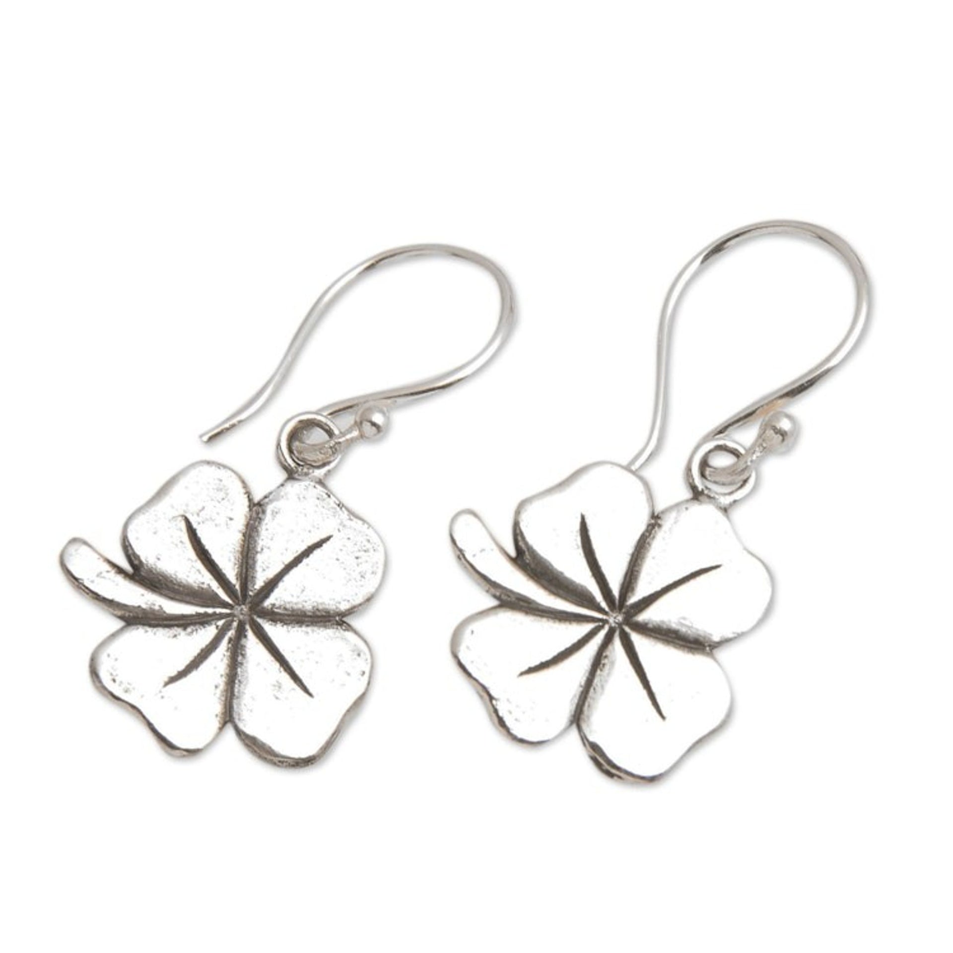 Polished Clover-Shaped Sterling Silver Dangle Earrings 'Prime Clover'