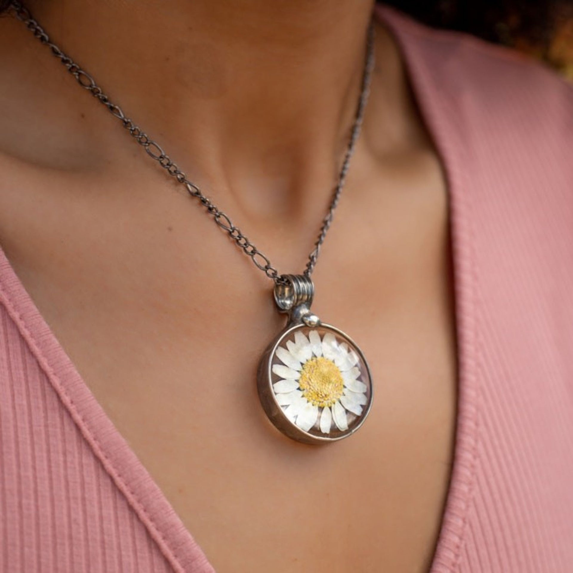 Natural Daisy Pendant Necklace for Women, Real Pressed Flower Jewelry