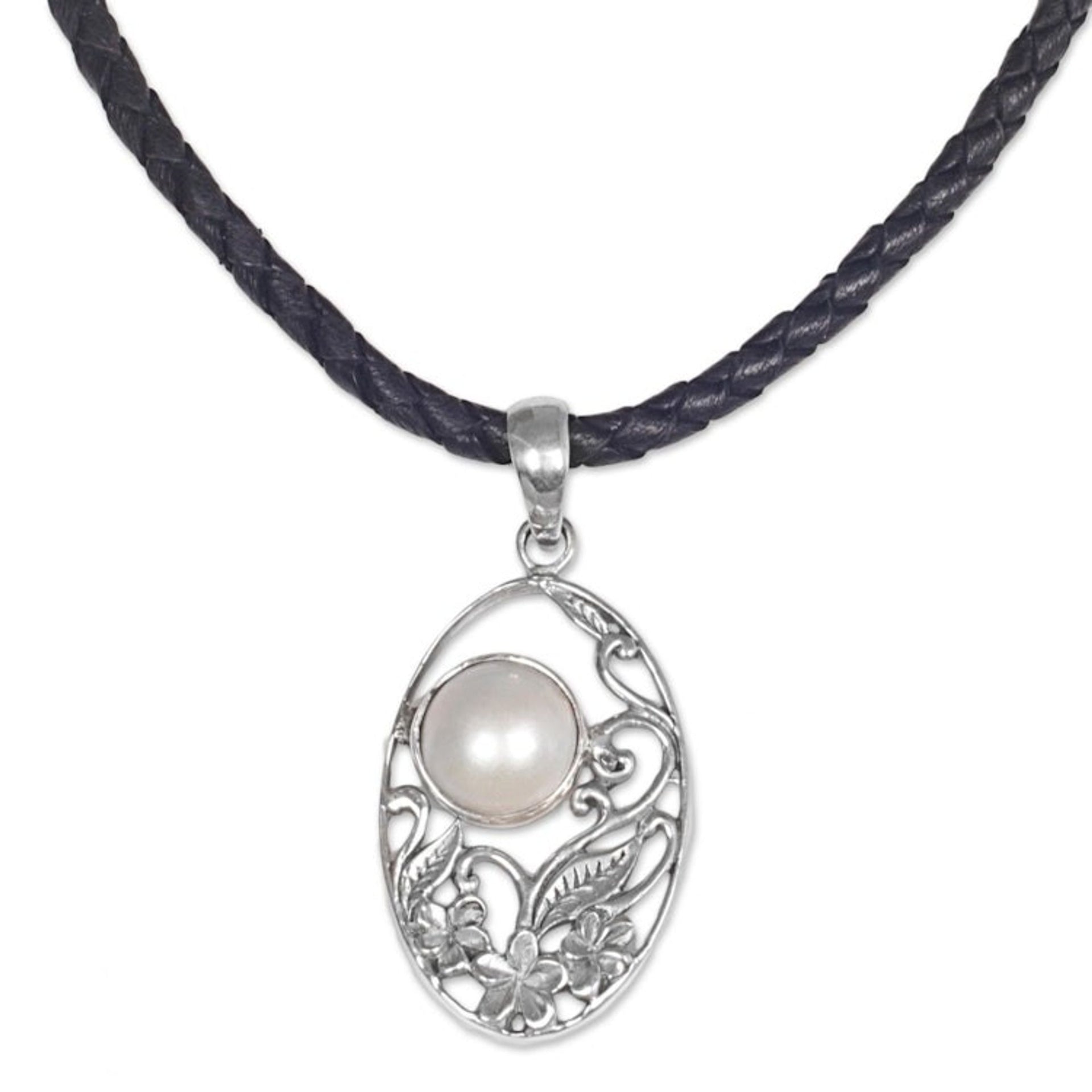 Sterling Silver Cultured Pearl Pendant Necklace with Leather 'Eye of the Moon'