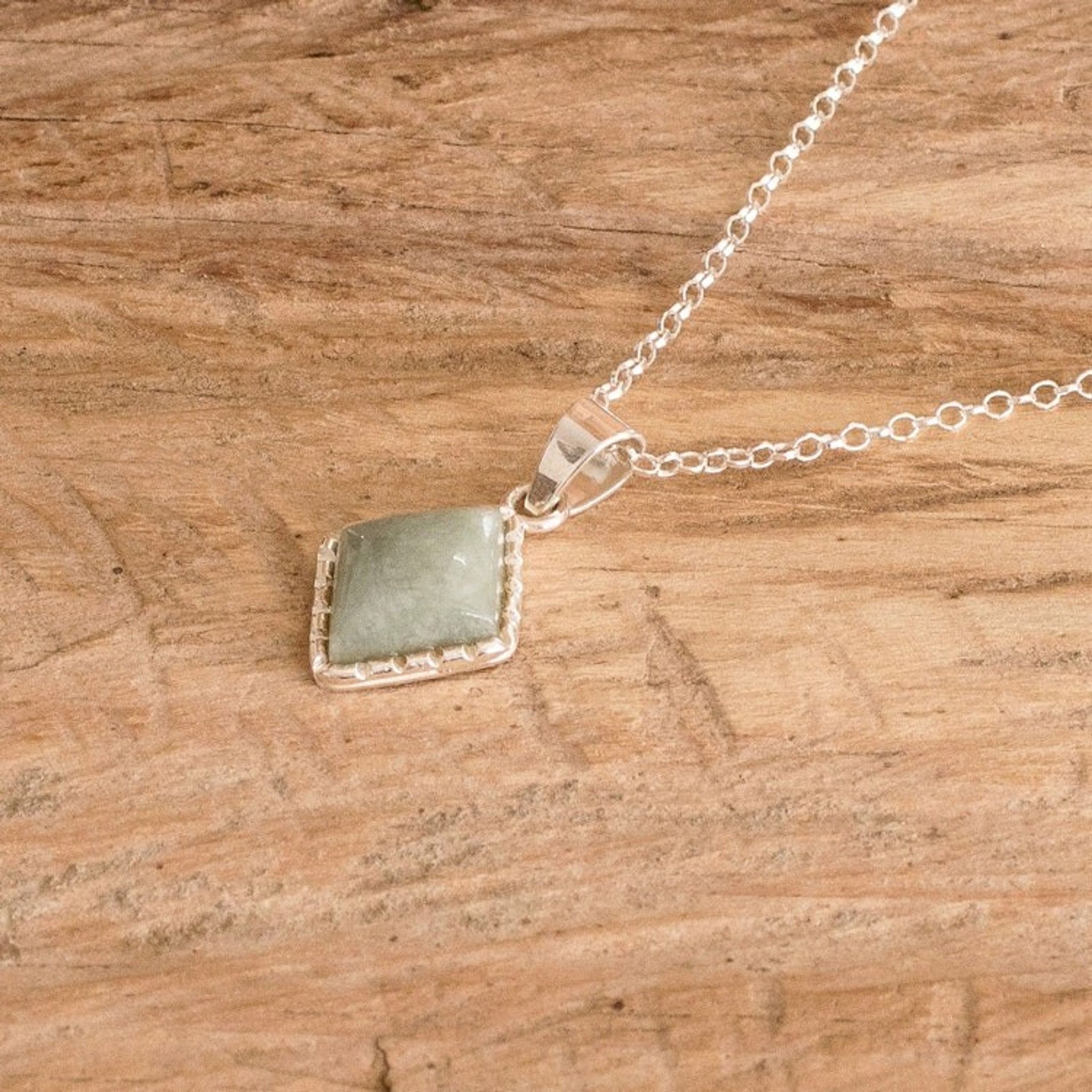 925 Silver Necklace with Rhombus-Shaped Green Jade Pendant 'Rhombus in Green'