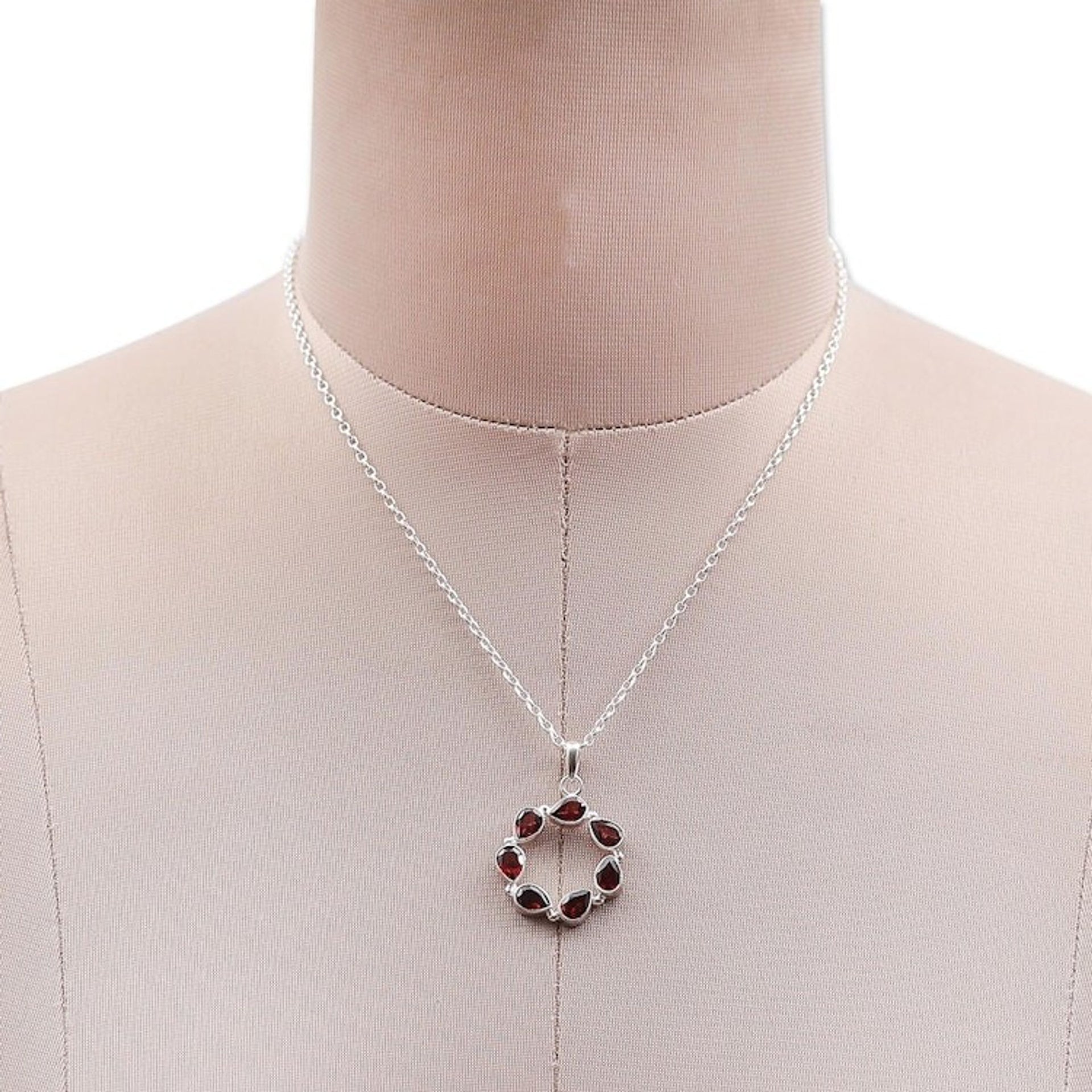 Five-Carat Natural Garnet Vortex-Shaped Pendant Necklace 'Romance Within'