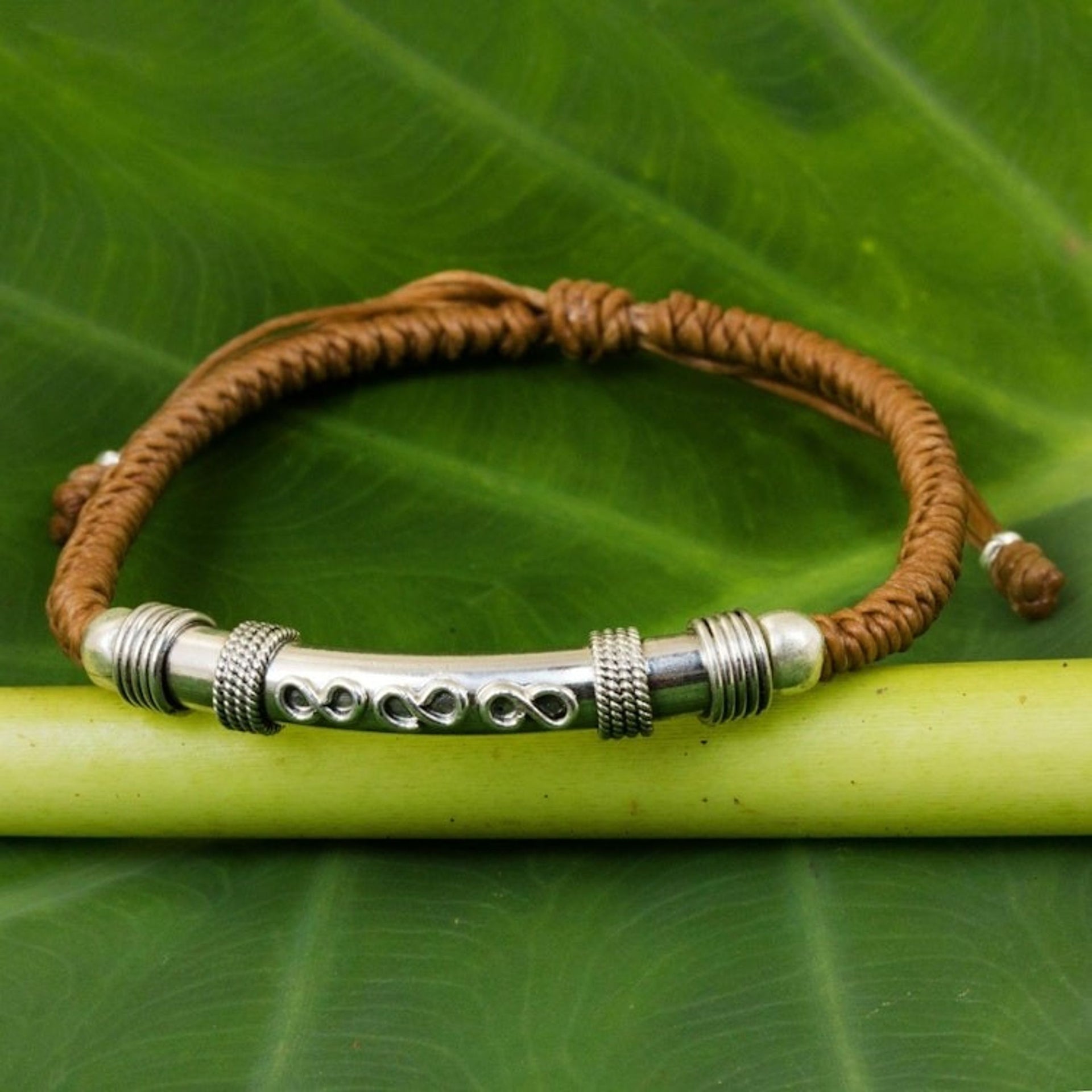 Sterling Silver Accent Bracelet from Thailand 'Infinite Legend in Caramel'