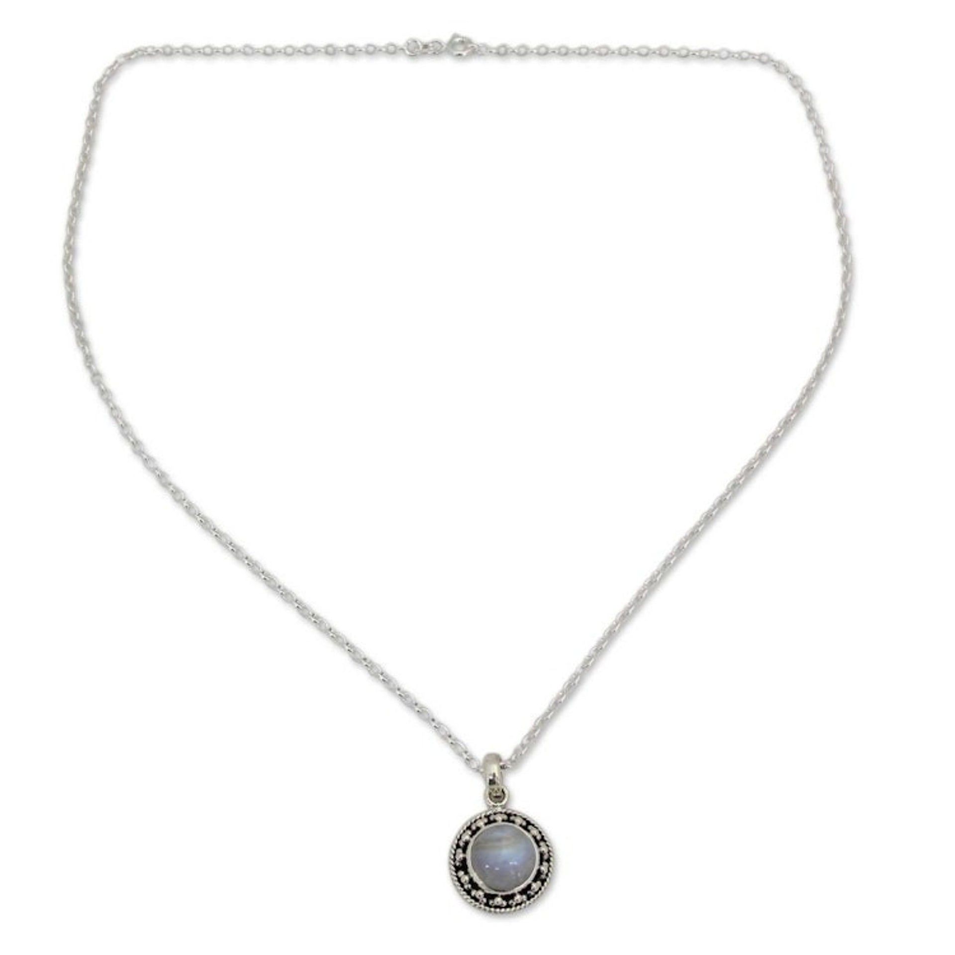 Rainbow Moonstone Jewelry Indian Sterling Silver Necklace 'Lavish Moon'