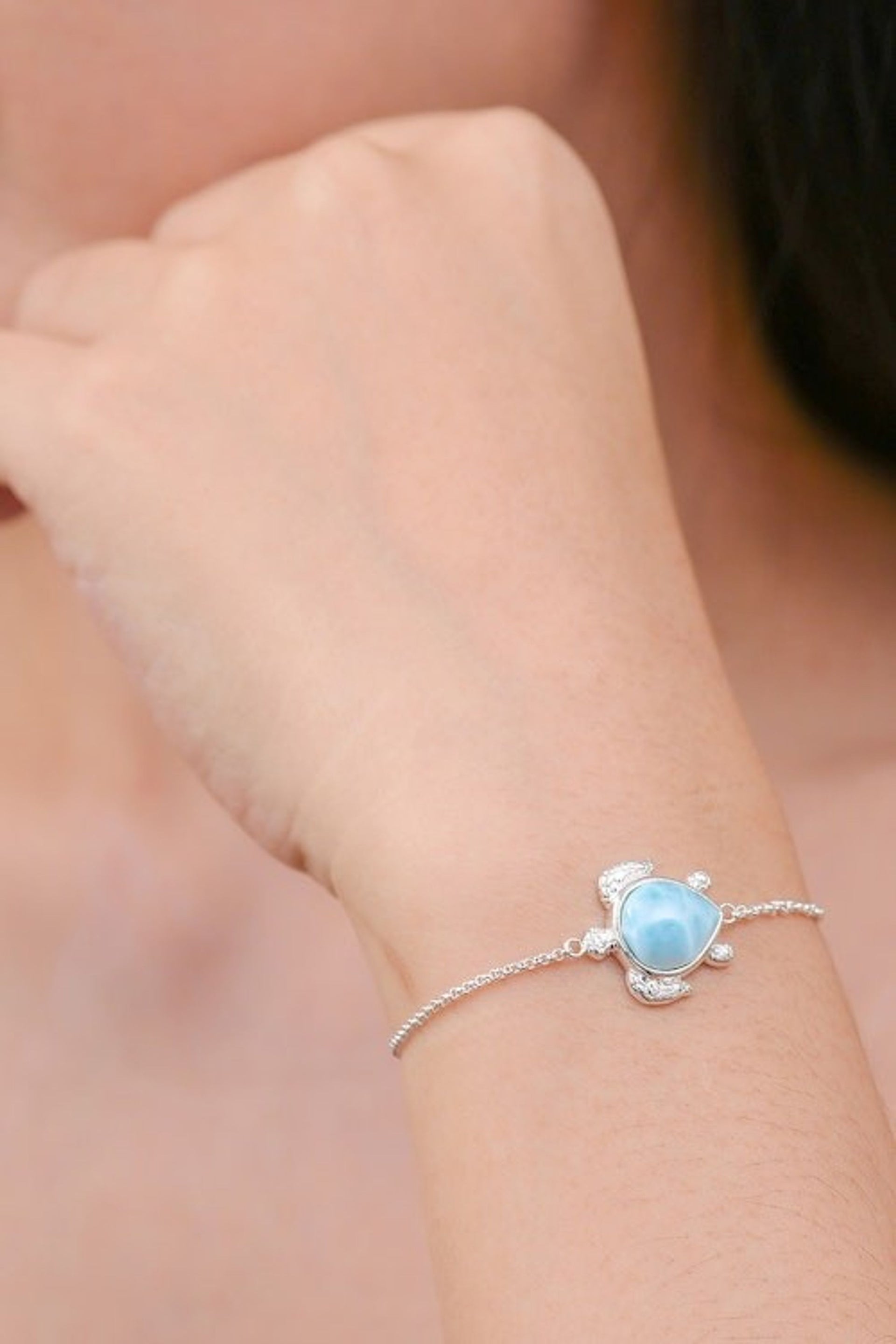 Larimar Sterling Silver Sea Turtle-Themed Pendant Bracelet 'Ocean Bound'