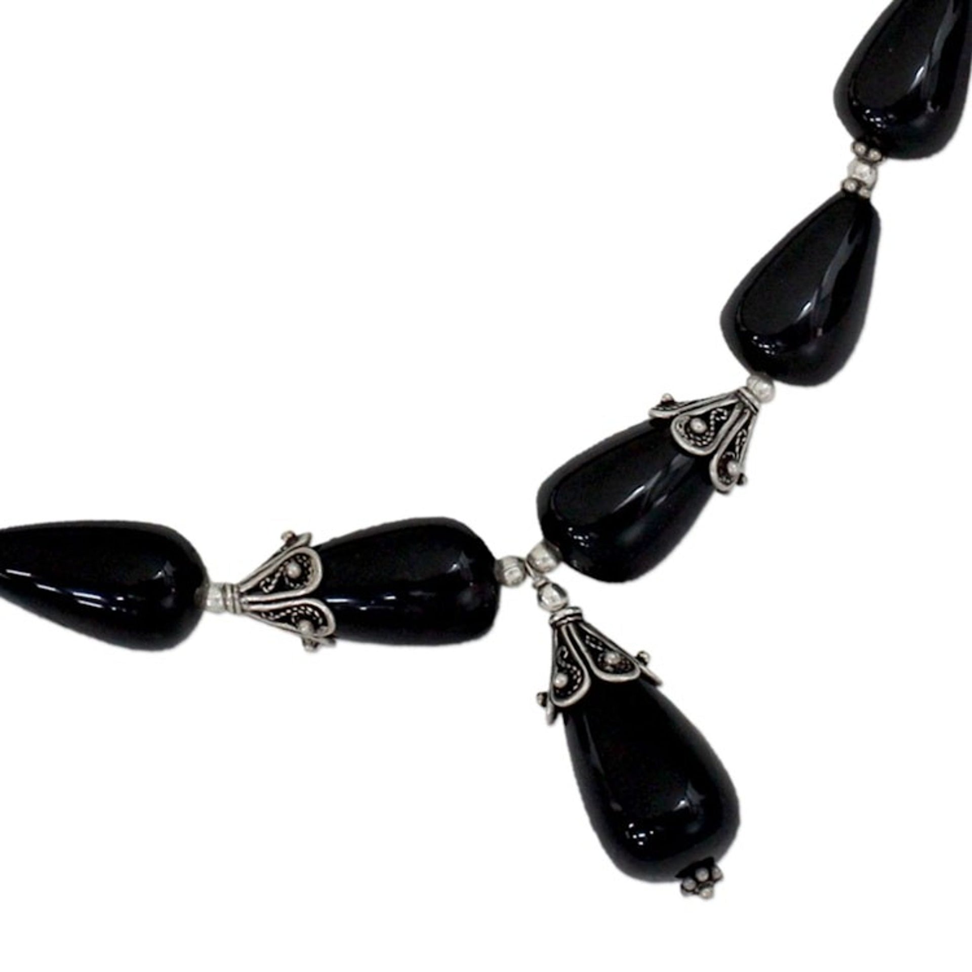 Onyx Y necklace 'Radiant Black'