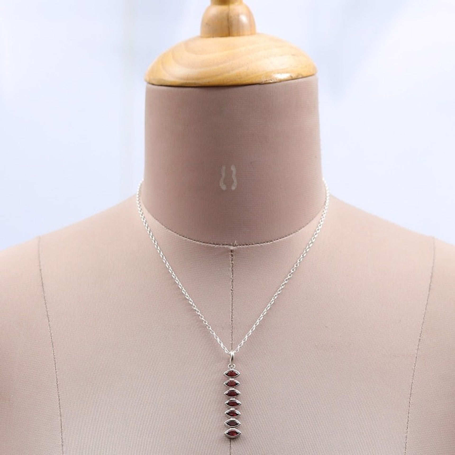 Natural Three-Carat Garnet Pendant Necklace from India 'Romantic Balance'