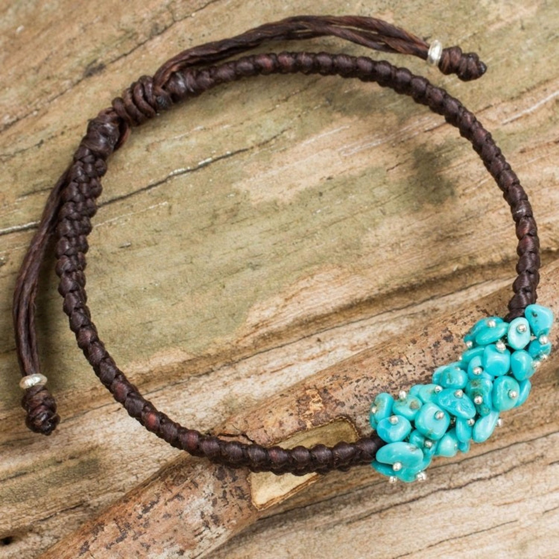 Handmade Reconstituted Turquoise and Polyester Bracelet 'Cozy Chic'