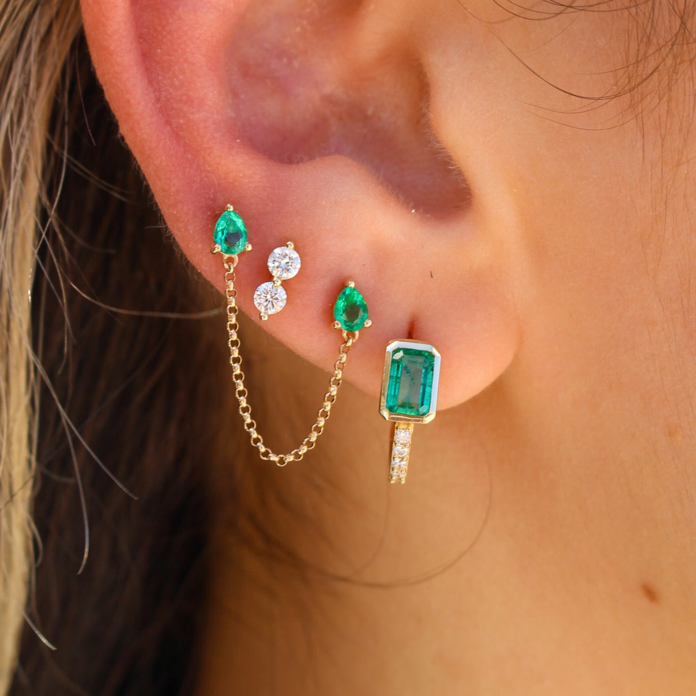 Gold Pear Emerald Connecting Chain Earring