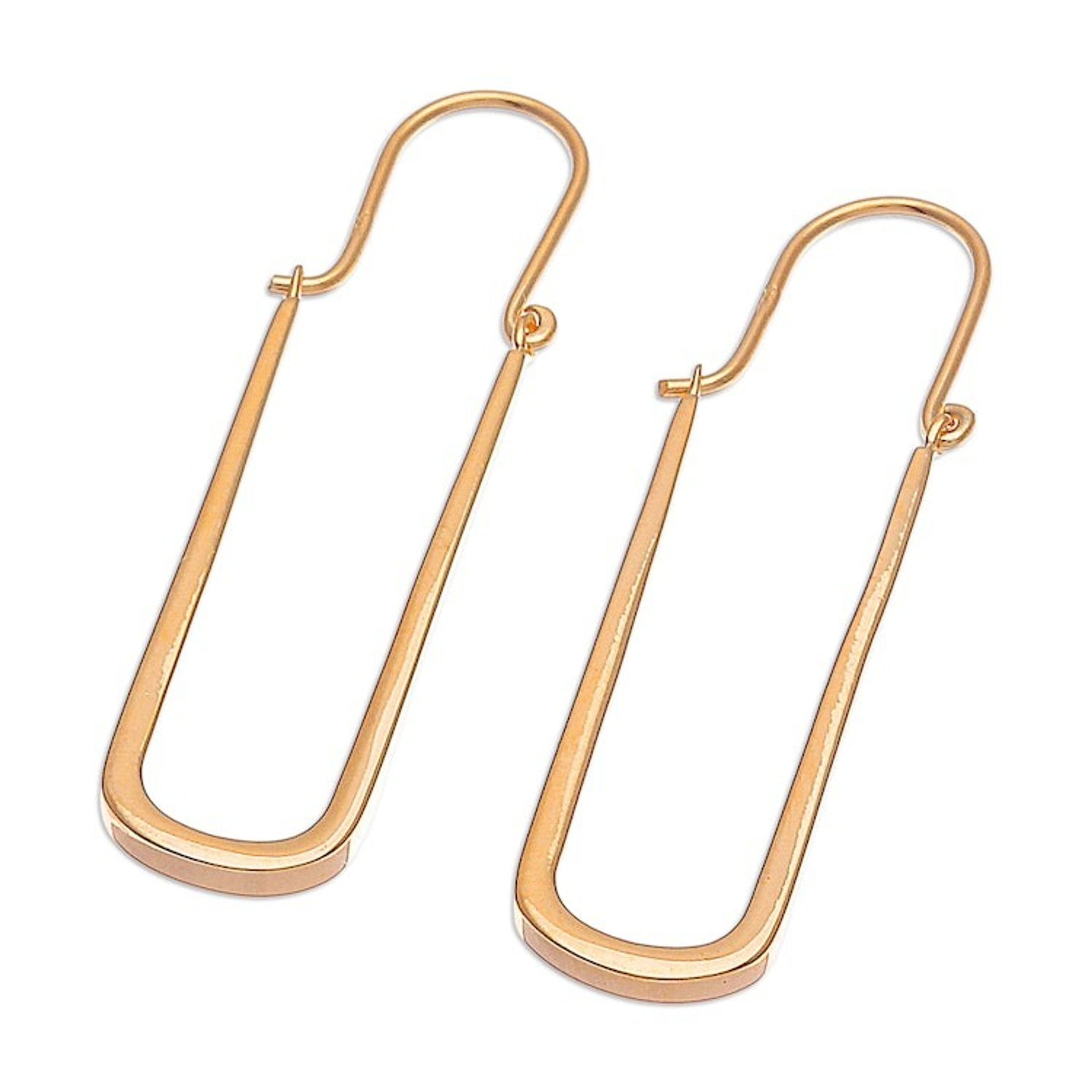 18k Gold-Plated Oblong Hoop Earrings in a High Polish Finish 'Grand Glory'