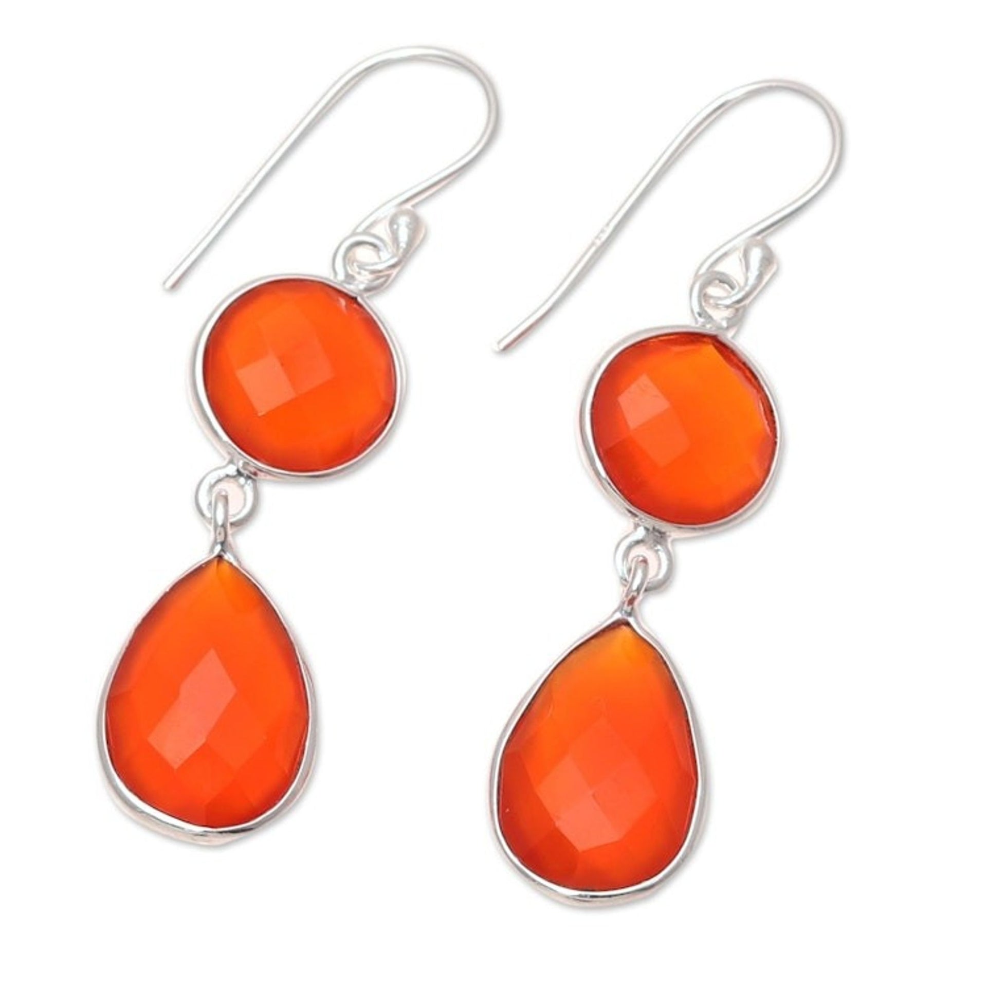 13.5-Carat Carnelian Dangle Earrings from India 'Fiery Charm'
